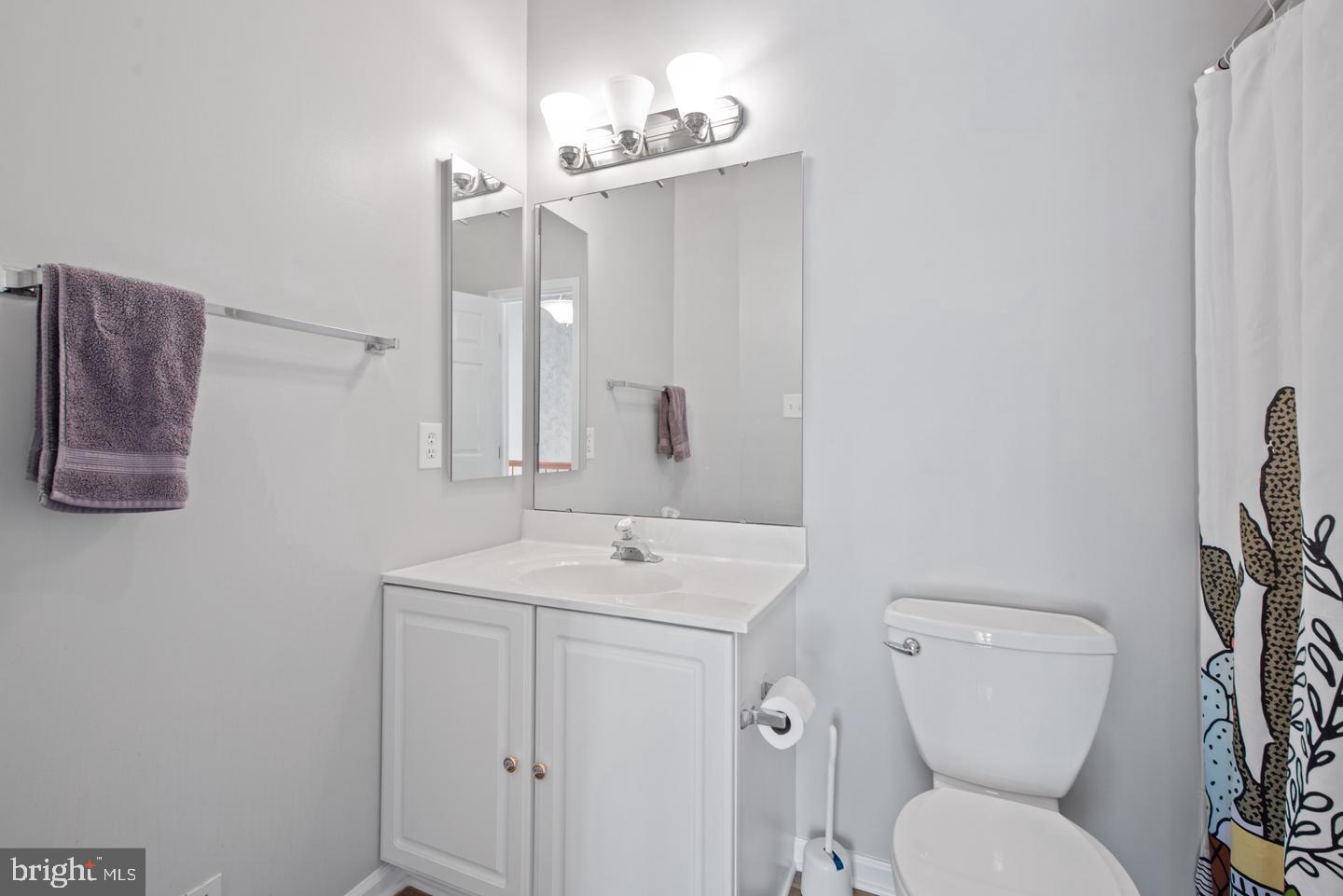 STUART MECHANIC - Residential Lease