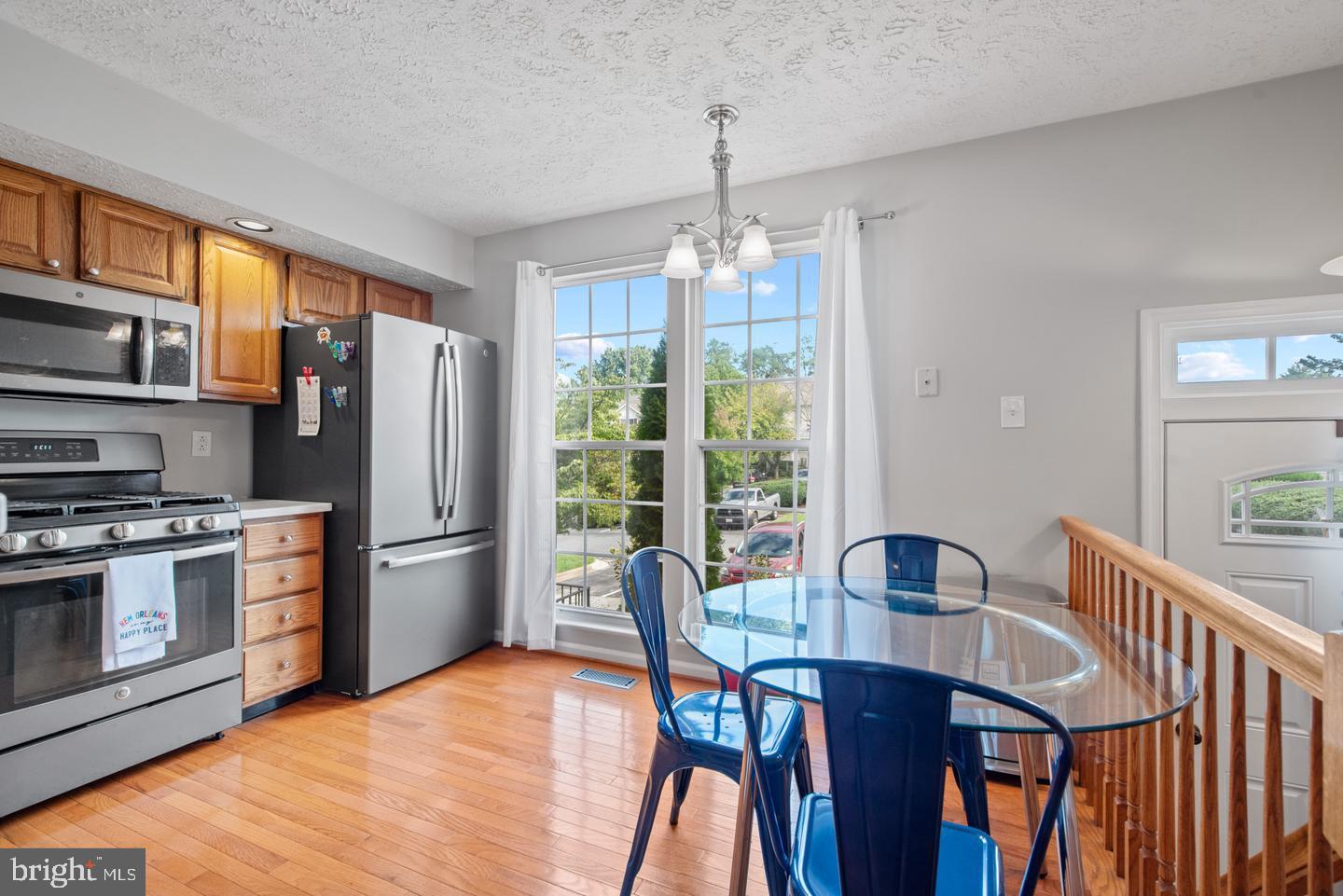 STUART MECHANIC - Residential Lease