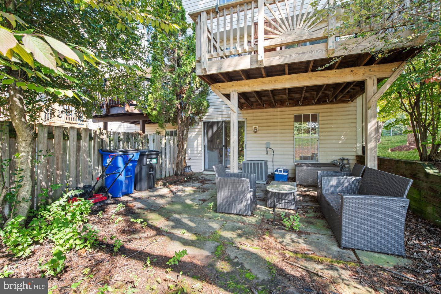 STUART MECHANIC - Residential Lease