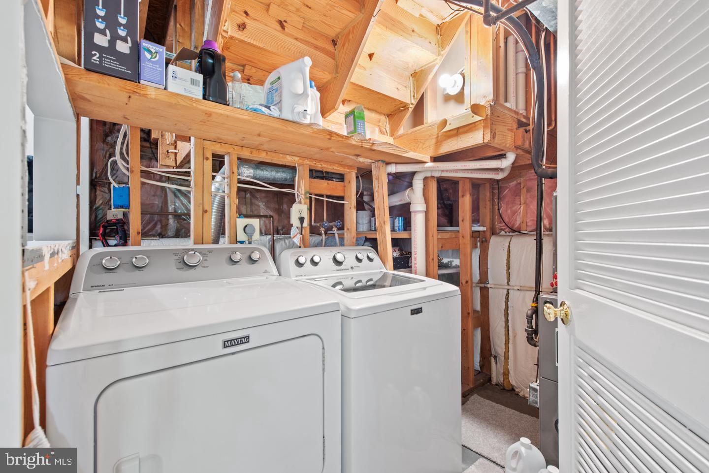 STUART MECHANIC - Residential Lease