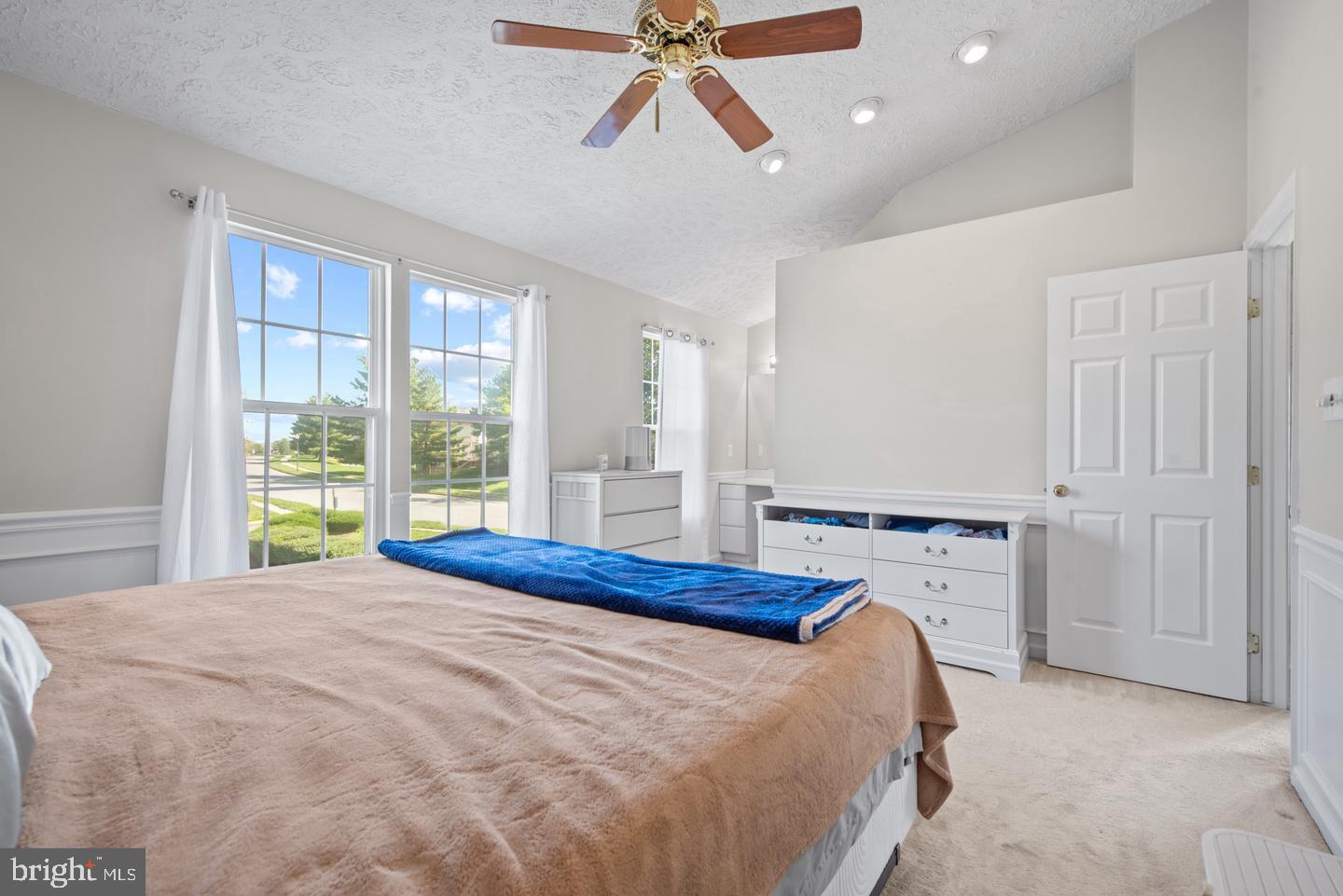 STUART MECHANIC - Residential Lease