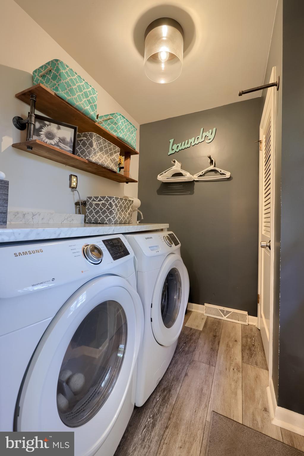 SLEEPY HOLLOW - Residential