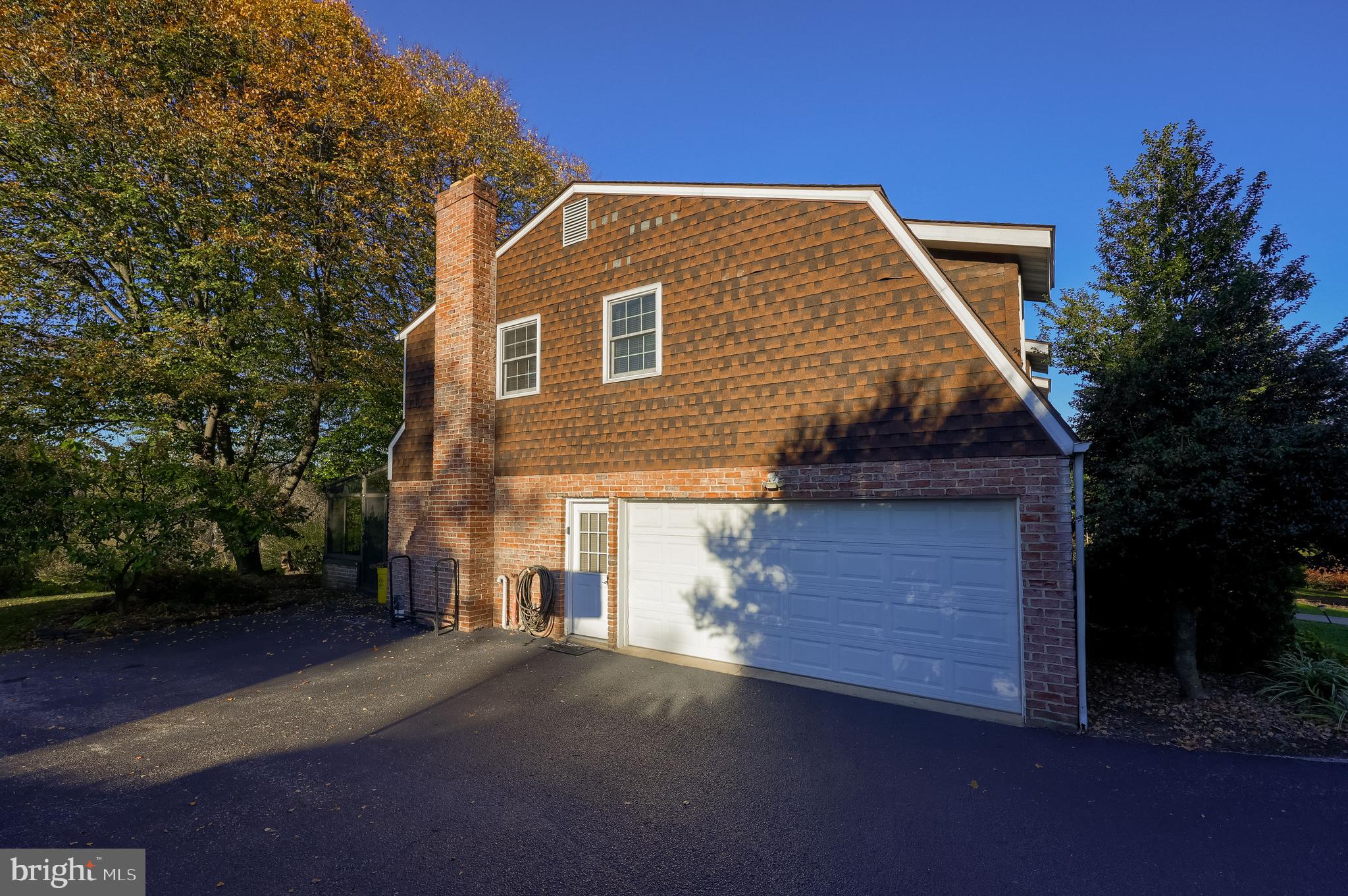 SLEEPY HOLLOW - Residential