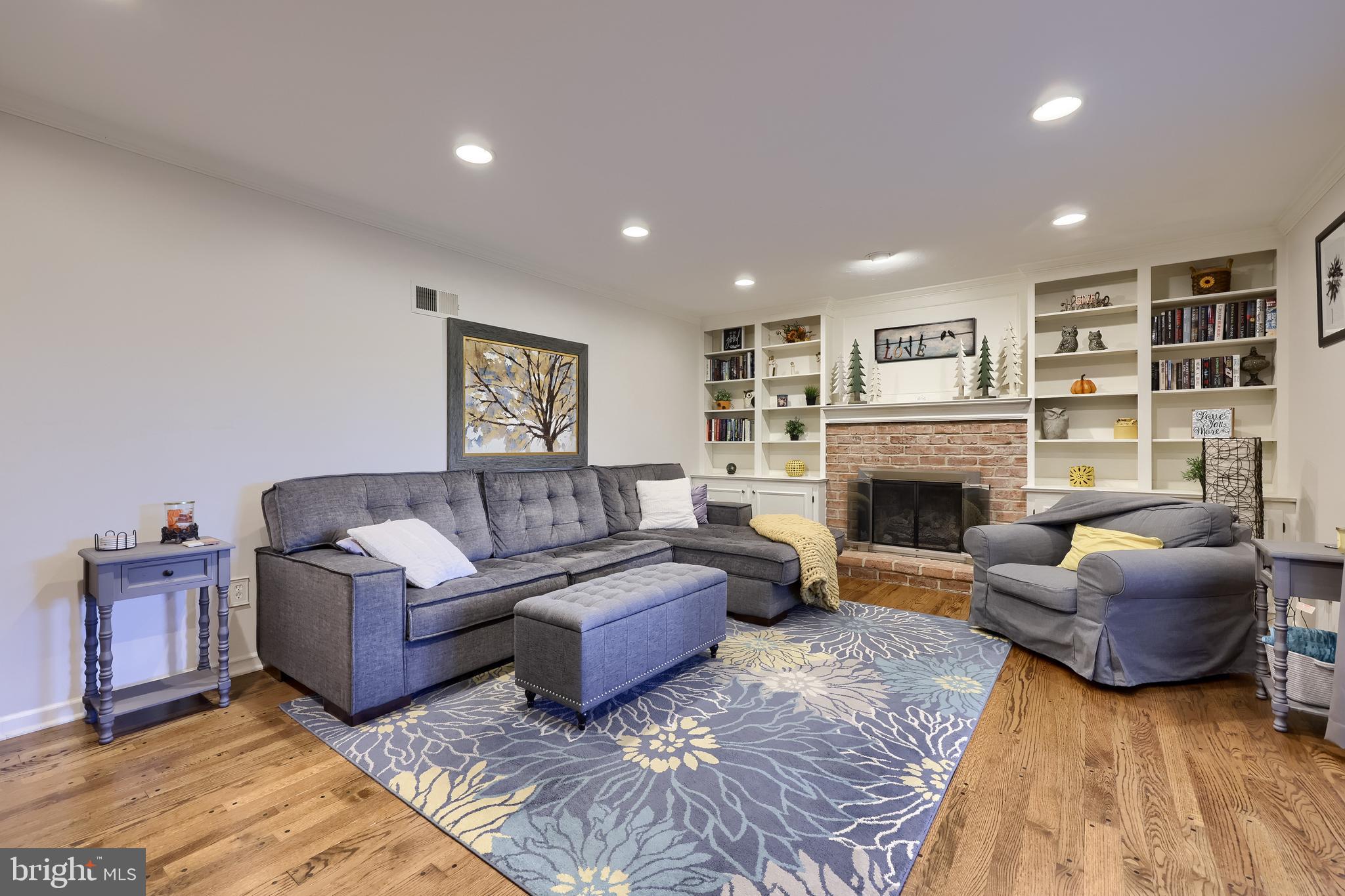 SLEEPY HOLLOW - Residential