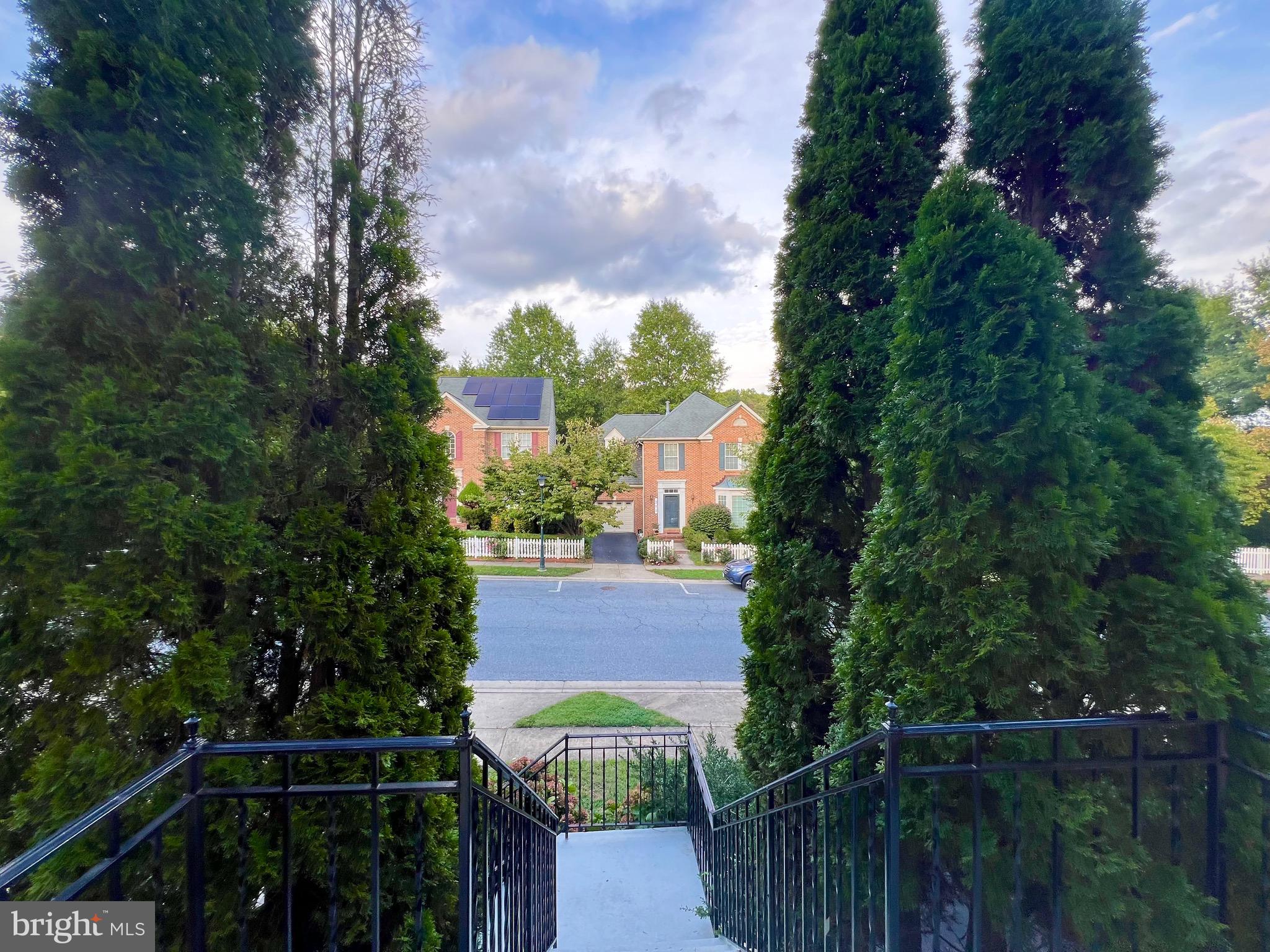 QUINCE ORCHARD PARK - Residential Lease