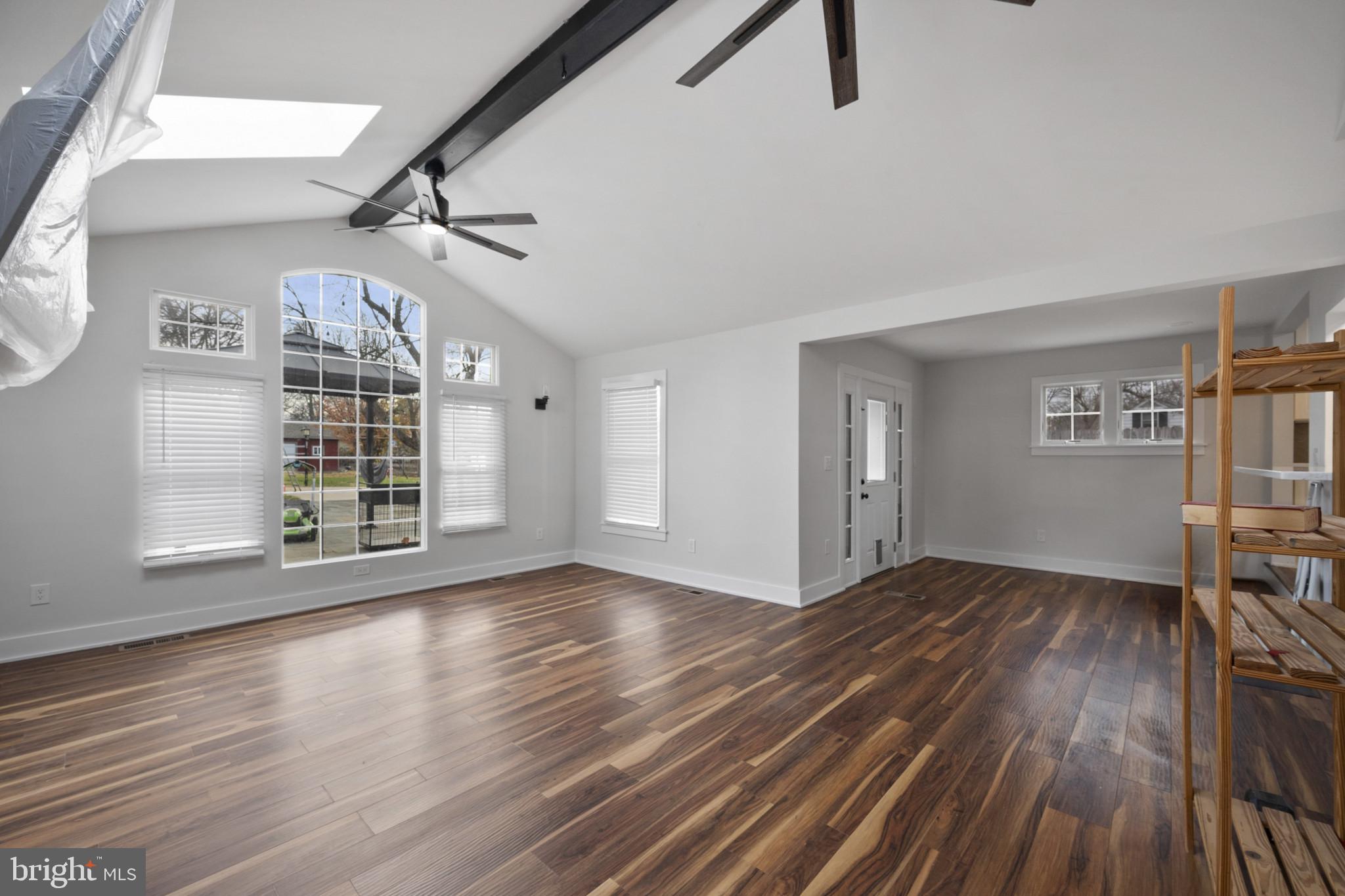 220 E COLONIAL HIGHWAY