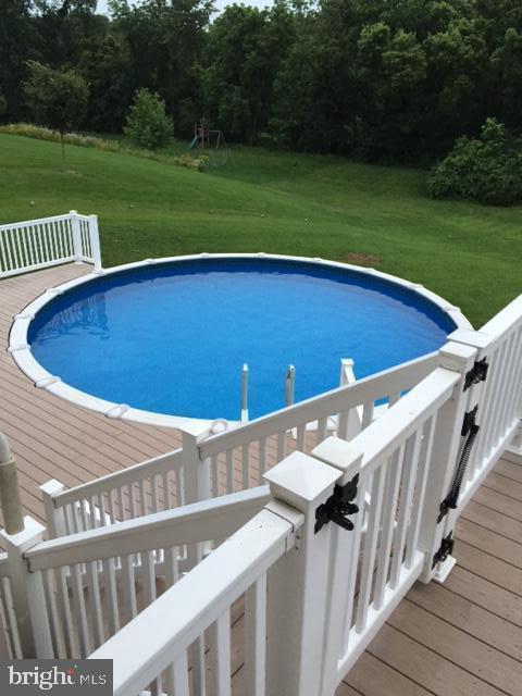 VICTORIAS POND - Residential