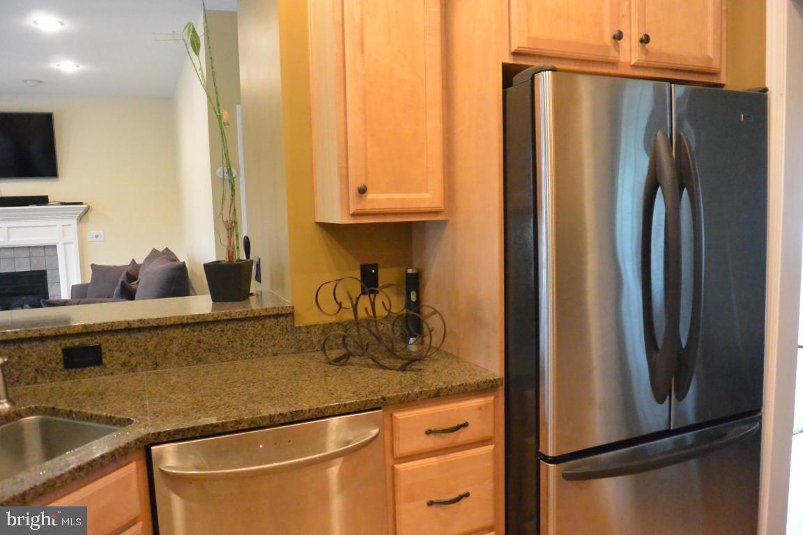 VICTORIAS POND - Residential