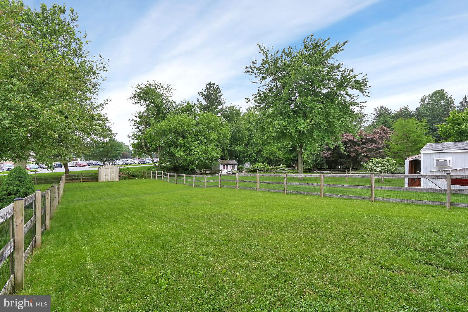 WASHINGTON SQUARE - Residential