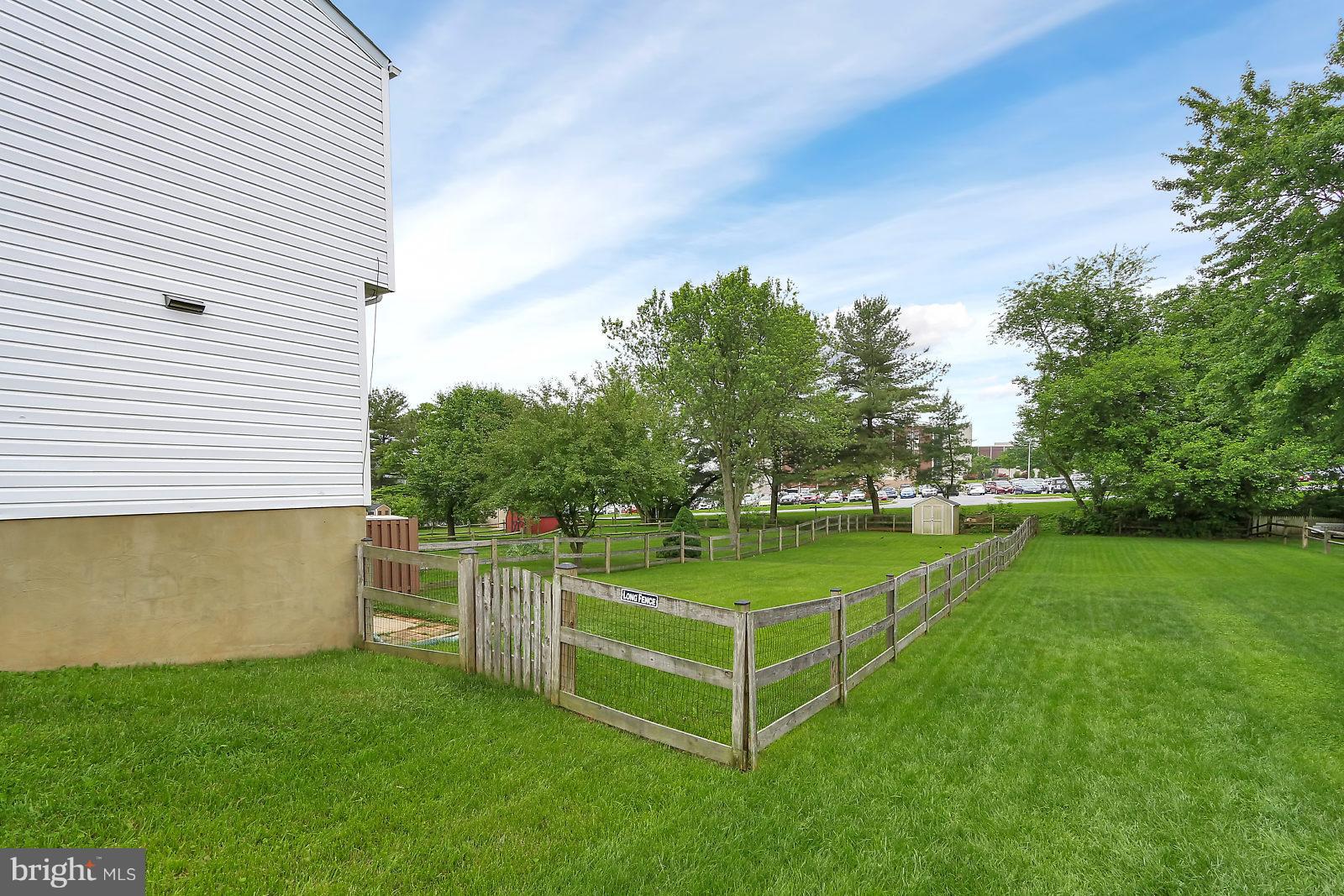 WASHINGTON SQUARE - Residential
