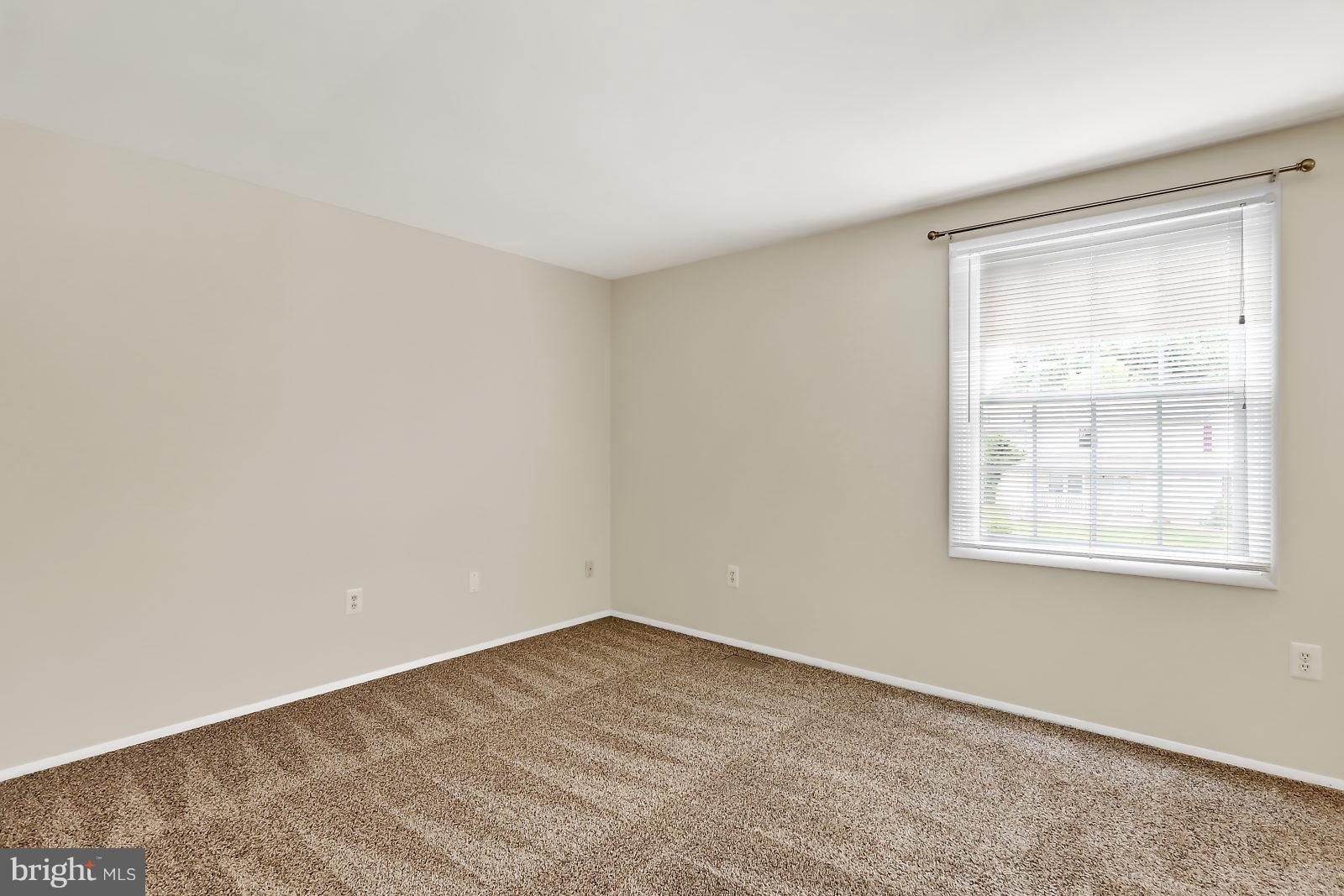 WASHINGTON SQUARE - Residential