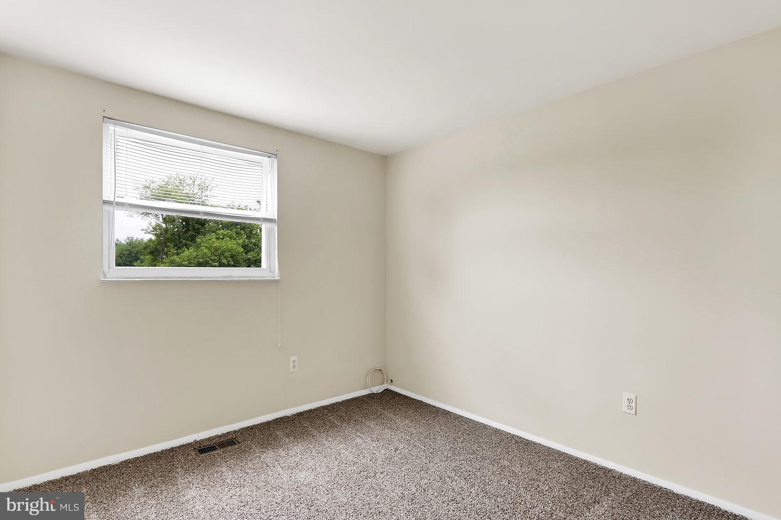 WASHINGTON SQUARE - Residential