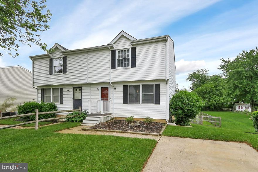 Just bring your toothbrush and move right in to this beautifully kept duplex close to everything! Pride in ownership shows in this gem located in the heart of Westminster on a quite no outlet street, walking distance from Westminster High School. Enjoy summer weekends & evenings in you expansive backyard with private patio! This home is a must see and wont last long! Schedule your showings today!