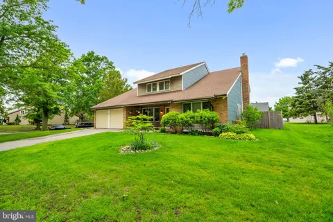 29 Concord Road, Marlton, NJ MLS: NJBL2086304