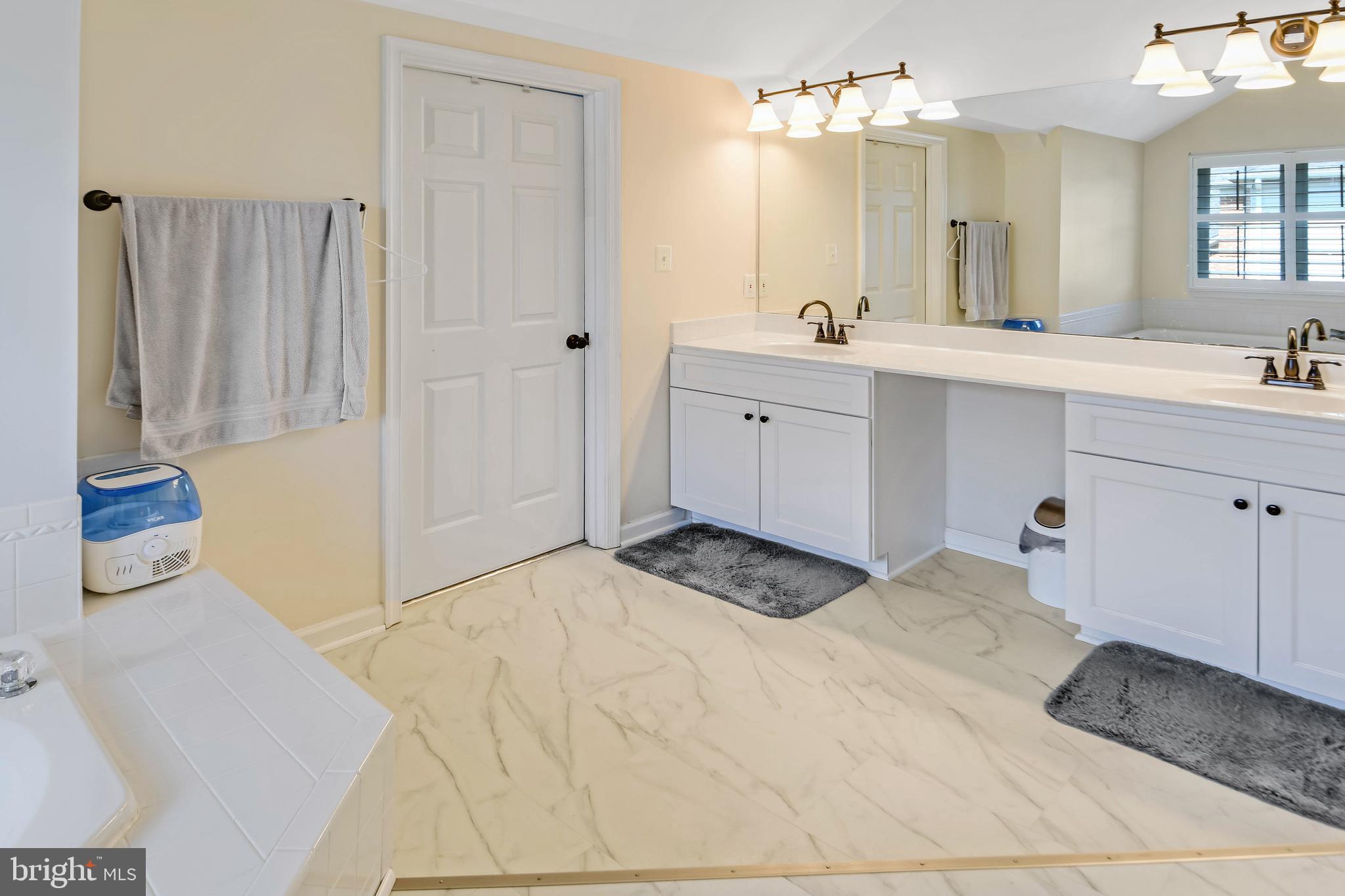 BALLENGER CROSSING - Residential