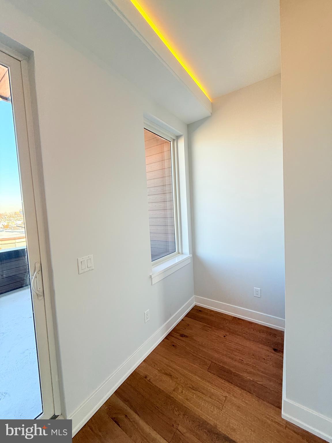 PORT RICHMOND - Residential