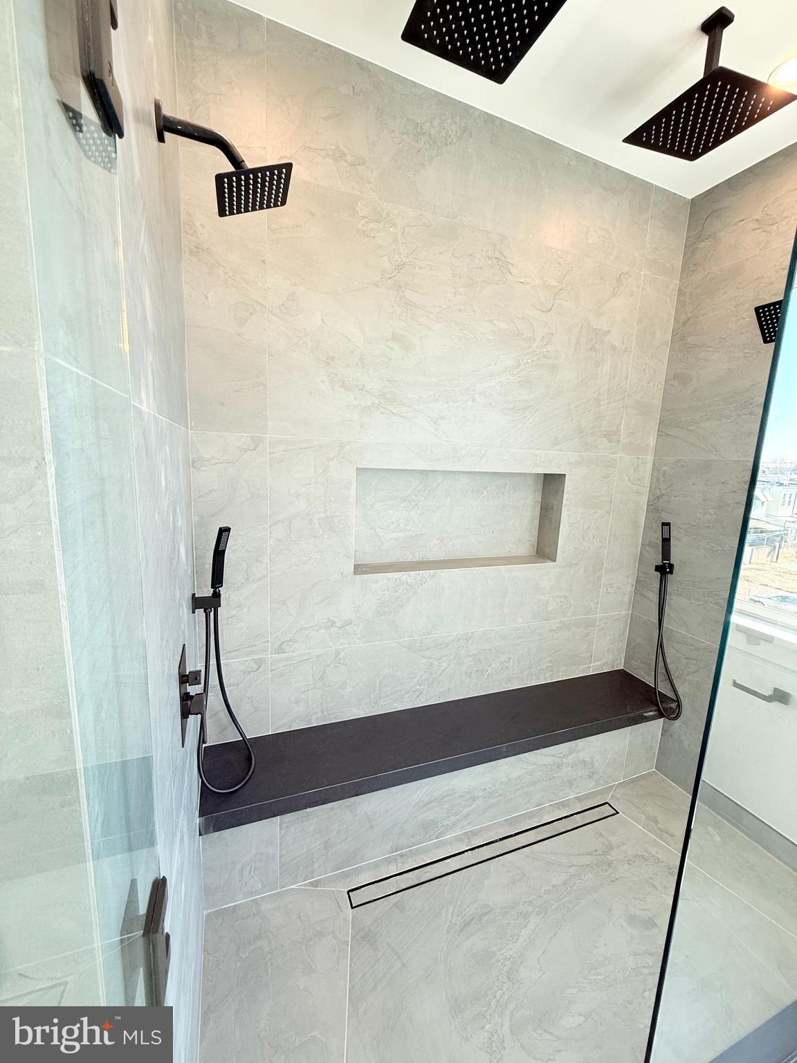 PORT RICHMOND - Residential