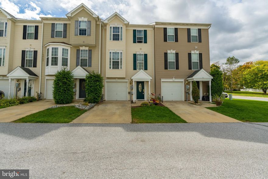Welcome to the awesome three story townhouse in Dover Schools. This three bedroom two and half bath home is sure to please. On the lower level you will find a family room and laundry with access to rear yard. The main living area offers an eat-in kitchen and an open floor plan. As you make your way to the third floor you will find the primary bedroom and bathroom with two additional bedrooms and hall bath. Neutral colors throughout makes this one a real winner. Come check out this one today and call it yours very soon!