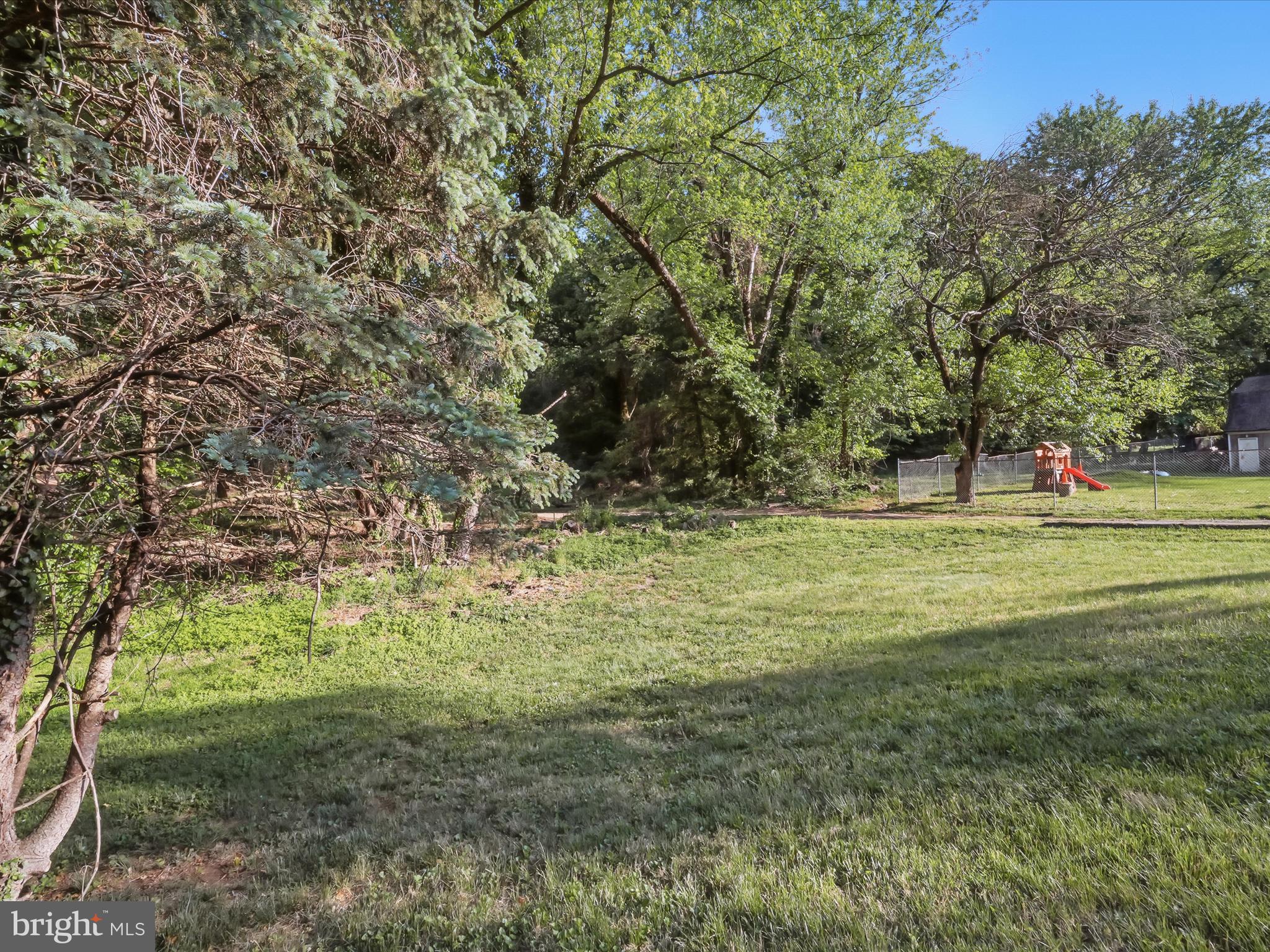 NONE AVAILABLE - Land