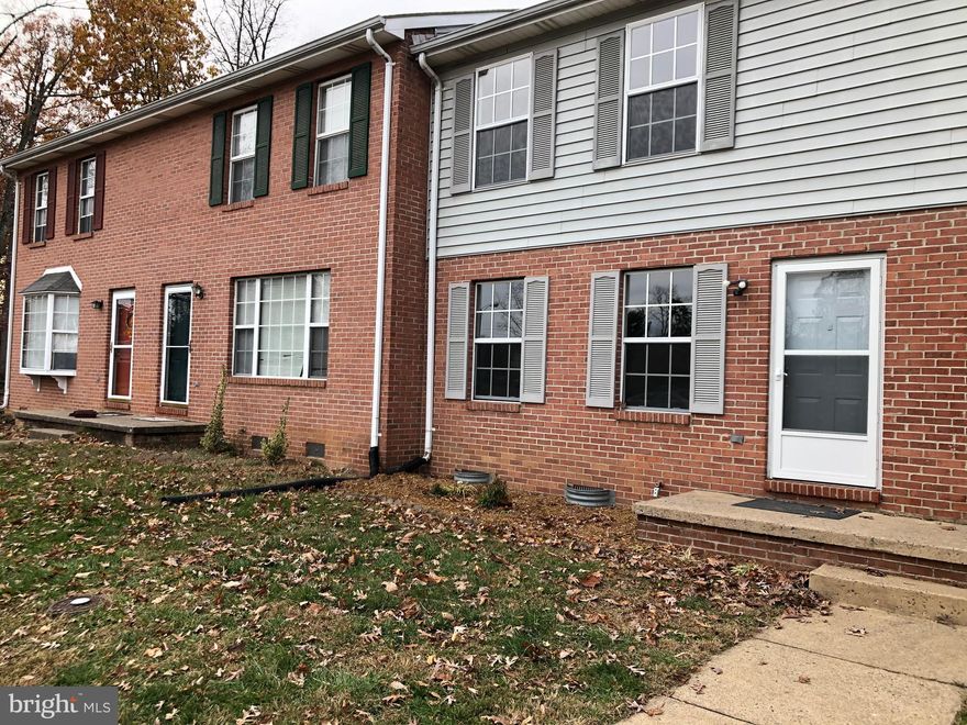 Be sure to come see this well maintained home that has fully fenced back yard.  This is the larger 2 bedroom floor plan for this subdivision.  Inside home features hardwood flooring,  heat pump with central air, also has two closets in both bedrooms. Two assigned parking spaces plus additional visitor spaces.