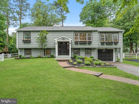 Photo of 187 S Lakeside Drive E, MEDFORD, NJ 08055 (MLS # NJBL2114996)