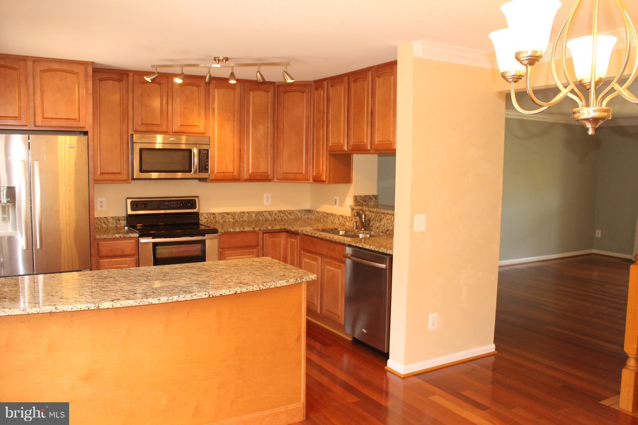 MANCHESTER LAKES - Residential Lease