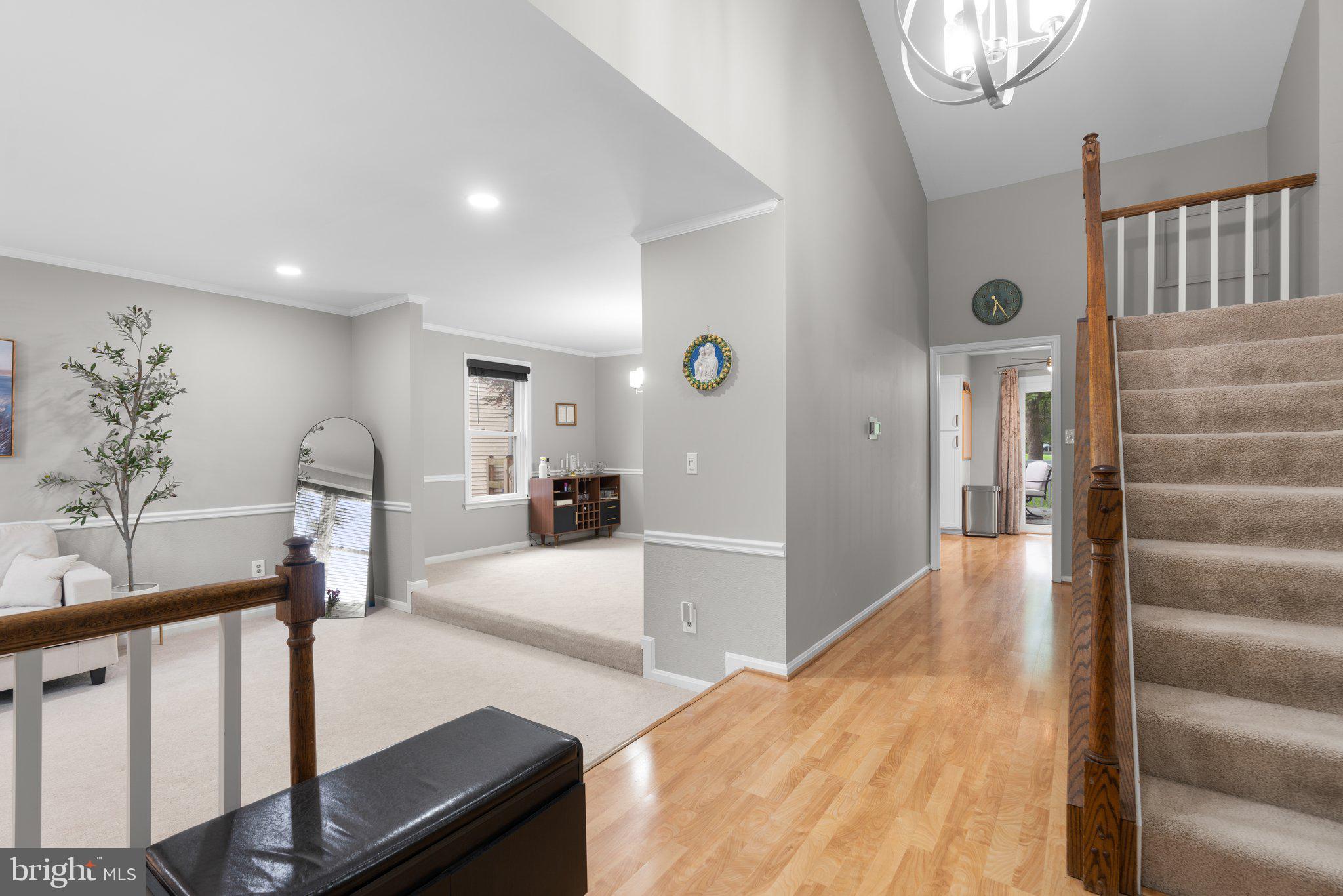 6221 LIGHT POINT PLACE