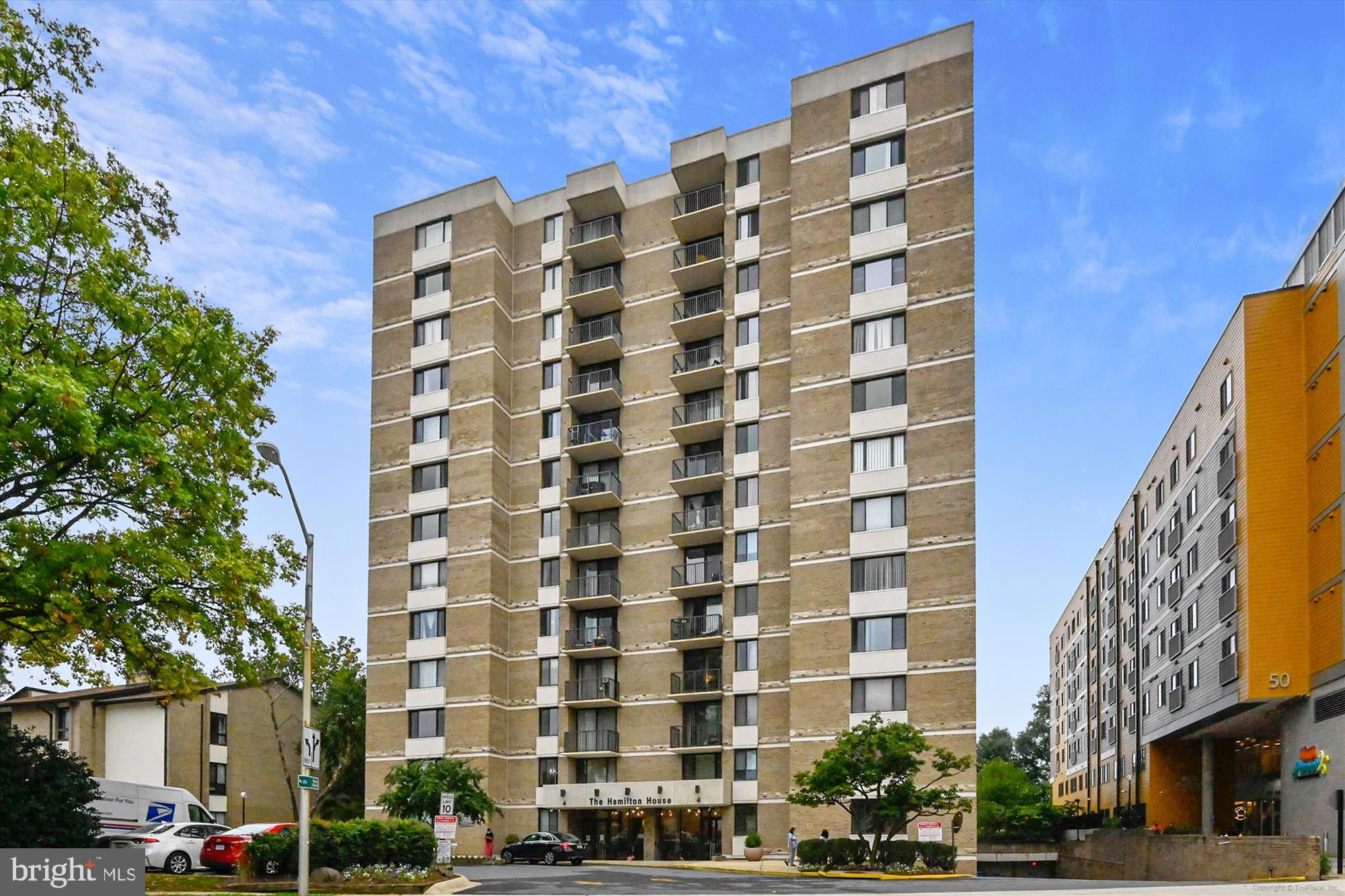 AMERICANA CENTRE - Residential