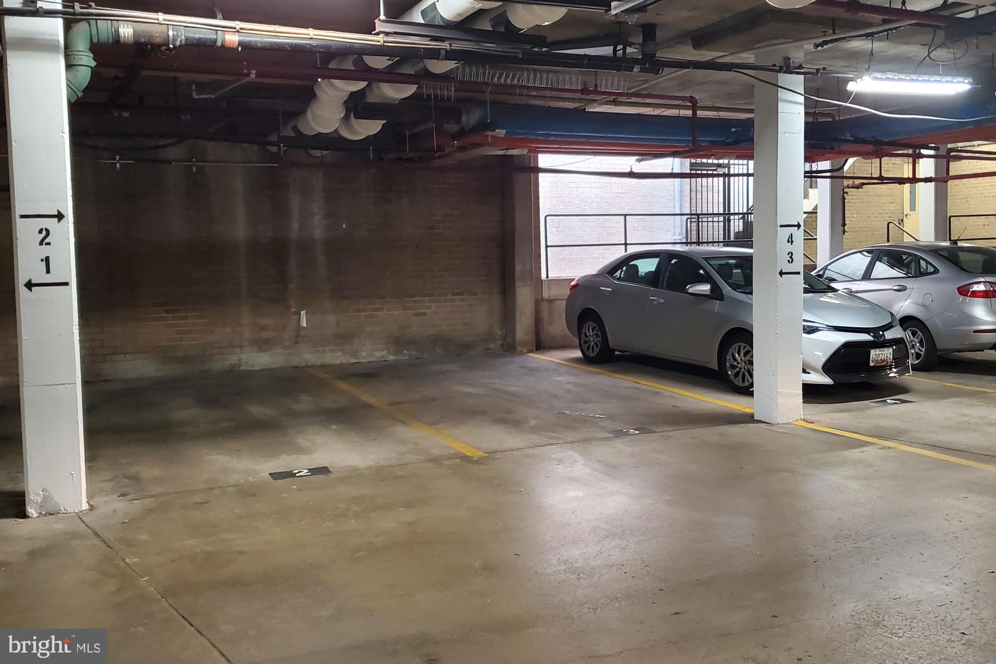 AMERICANA CENTRE - Residential