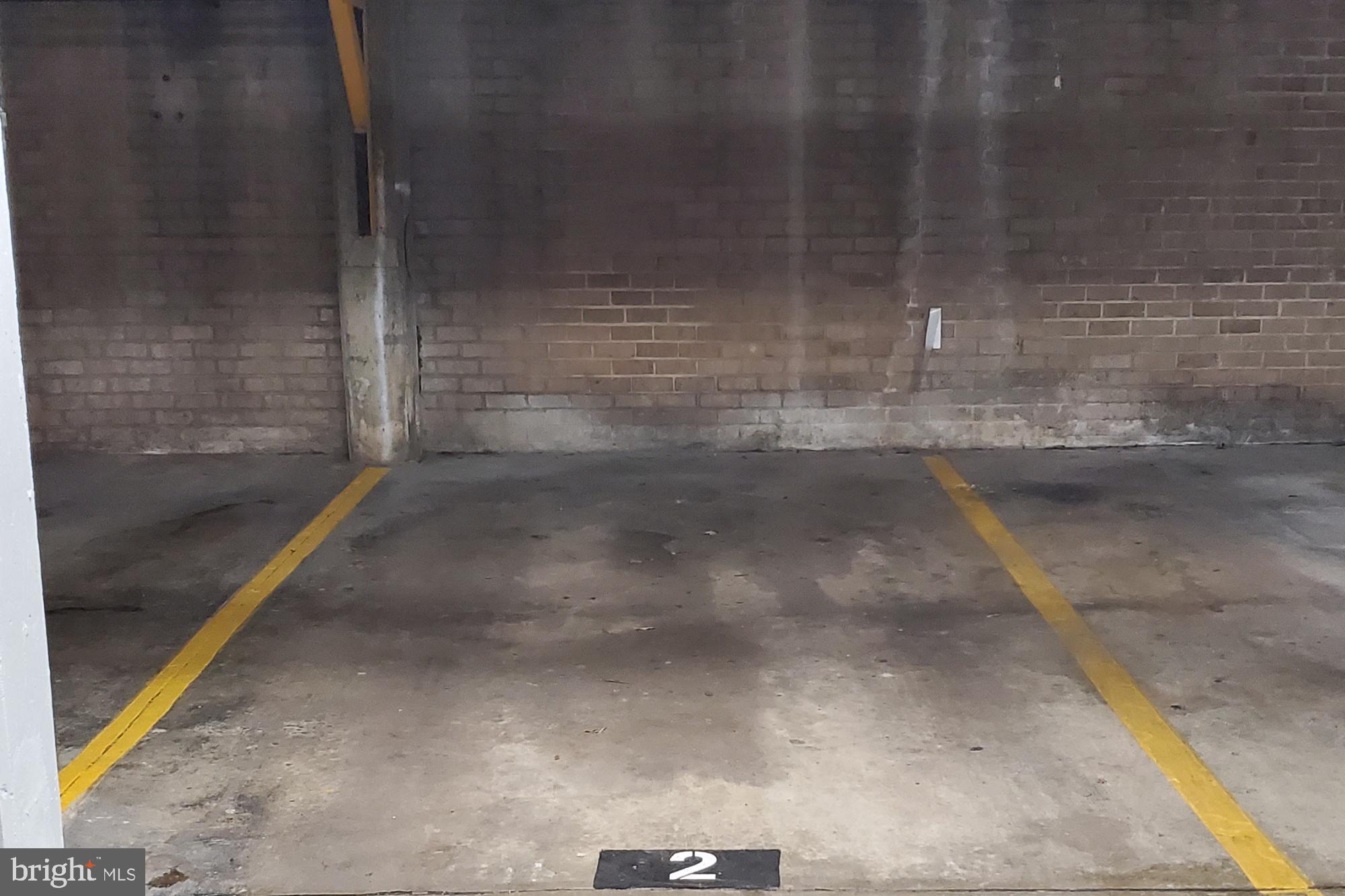 AMERICANA CENTRE - Residential