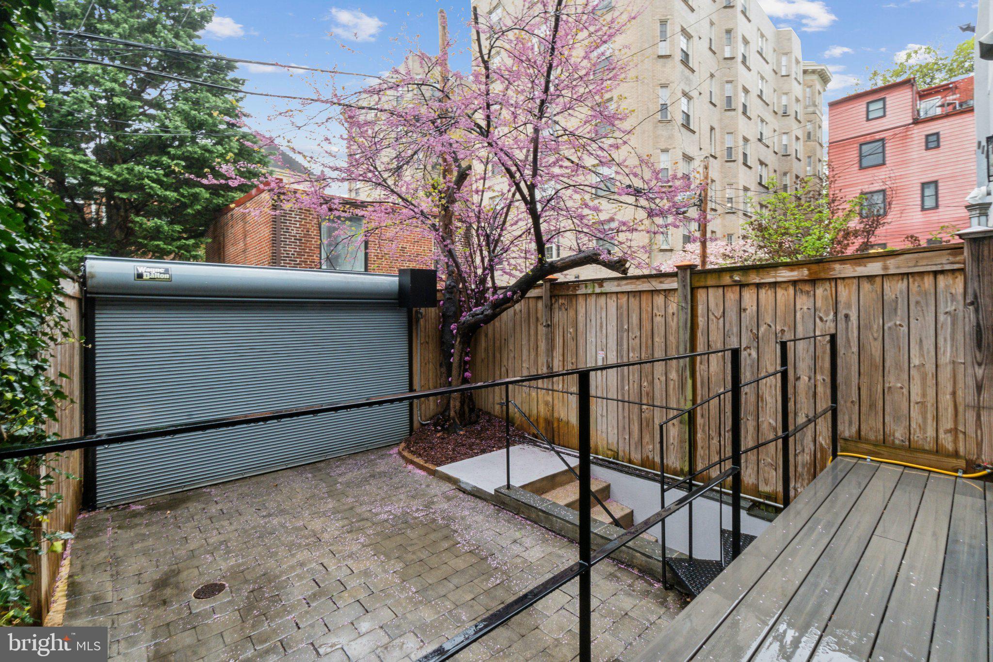 DUPONT CIRCLE - Residential