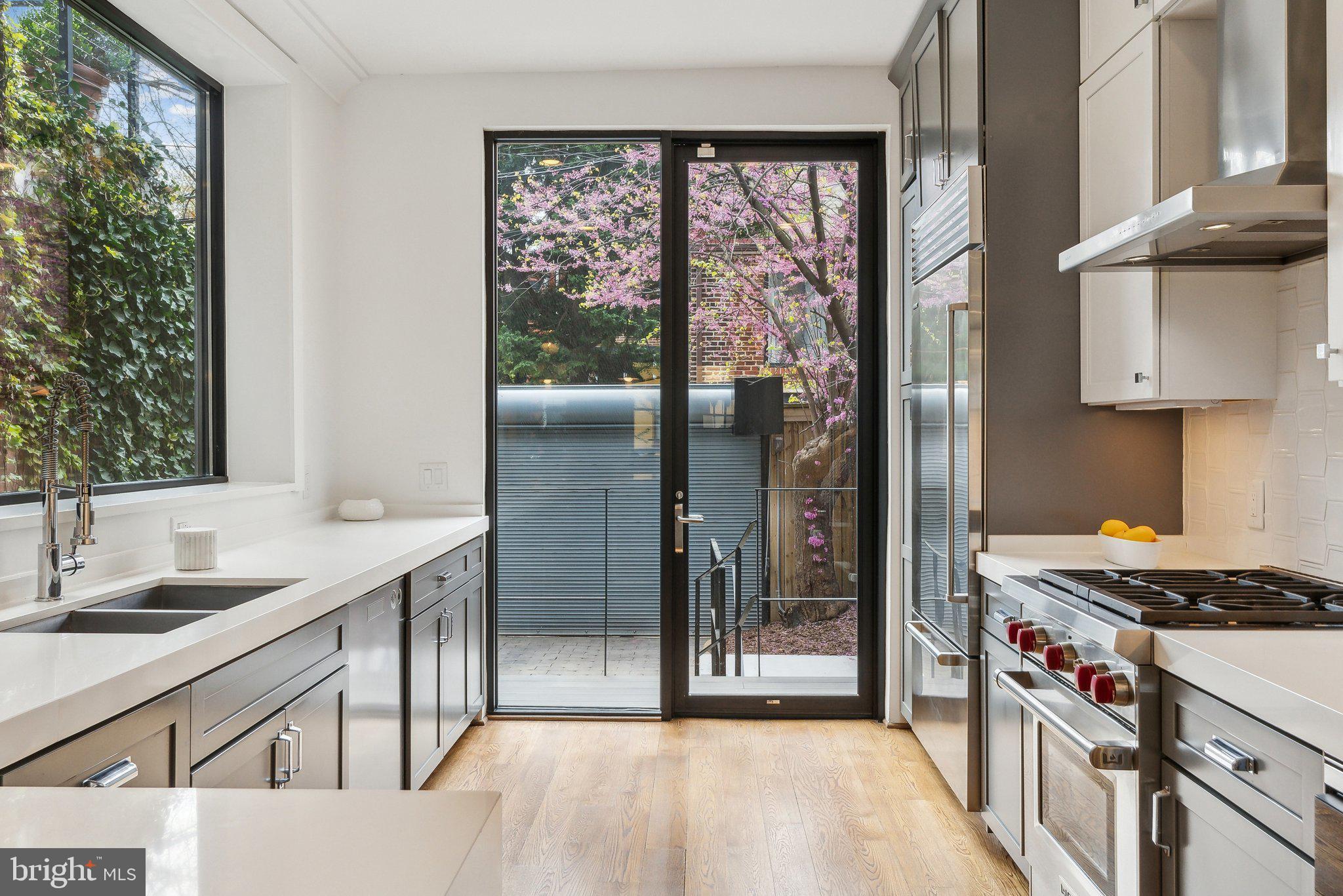 DUPONT CIRCLE - Residential