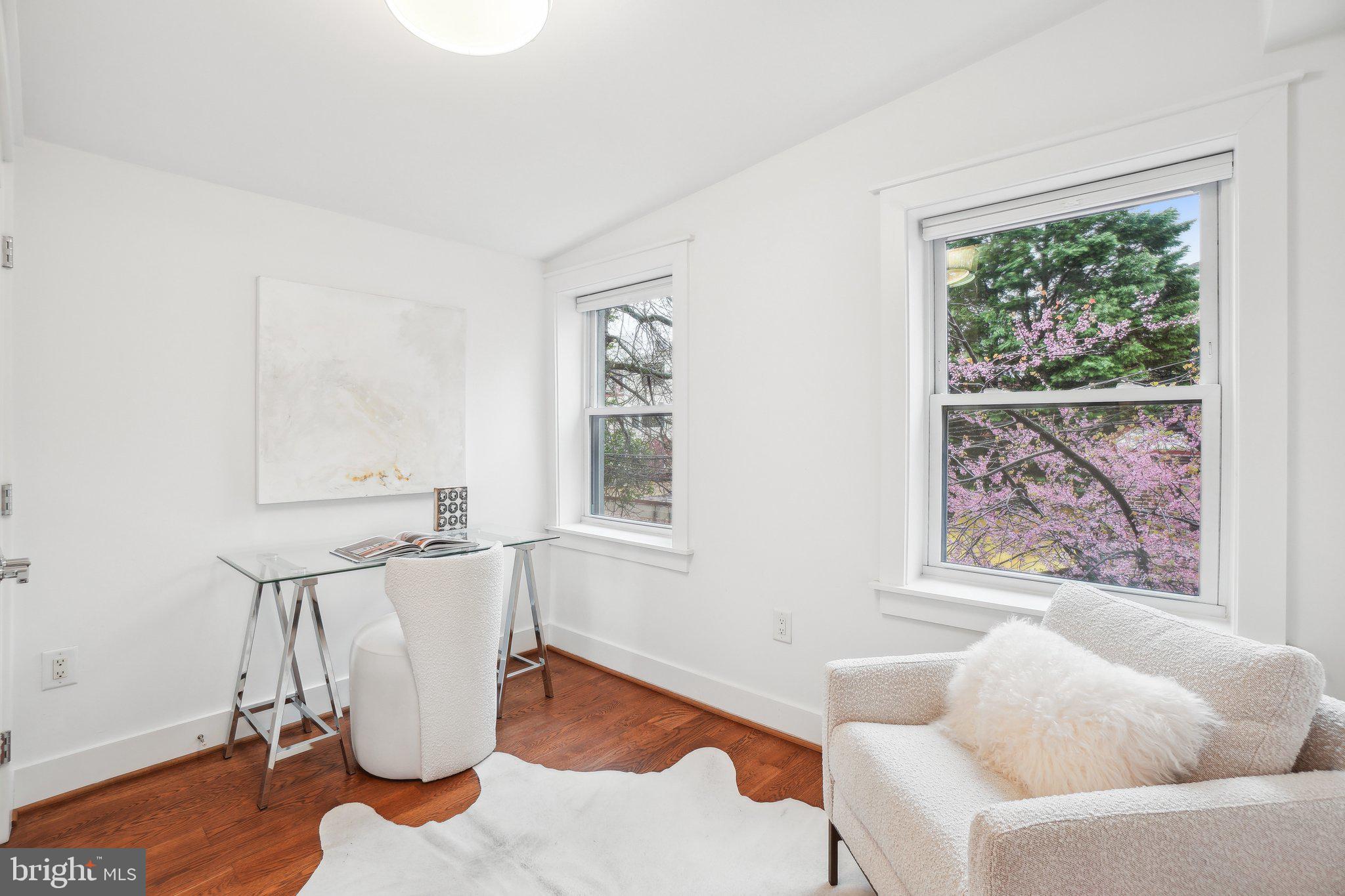 DUPONT CIRCLE - Residential