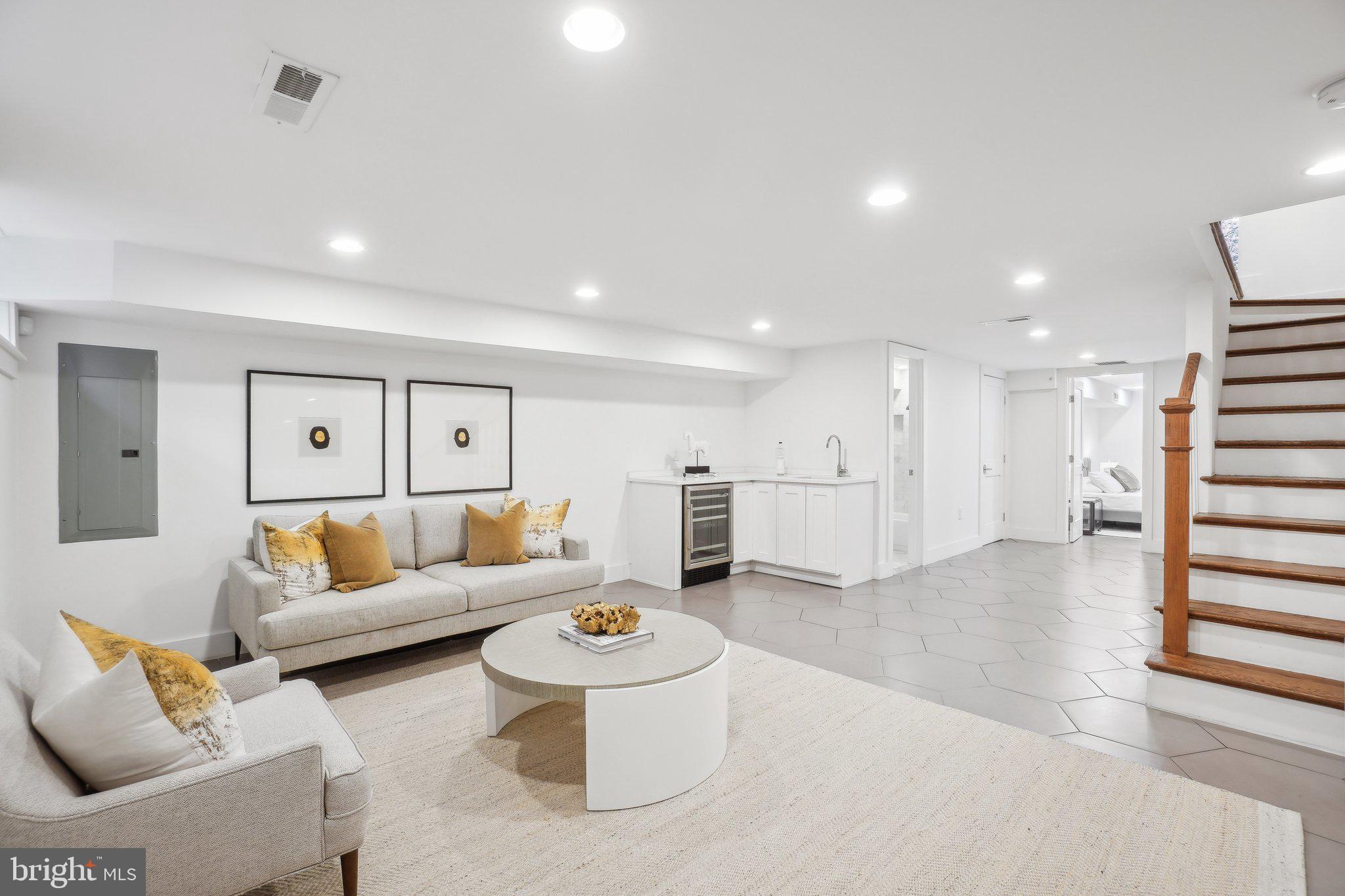 DUPONT CIRCLE - Residential