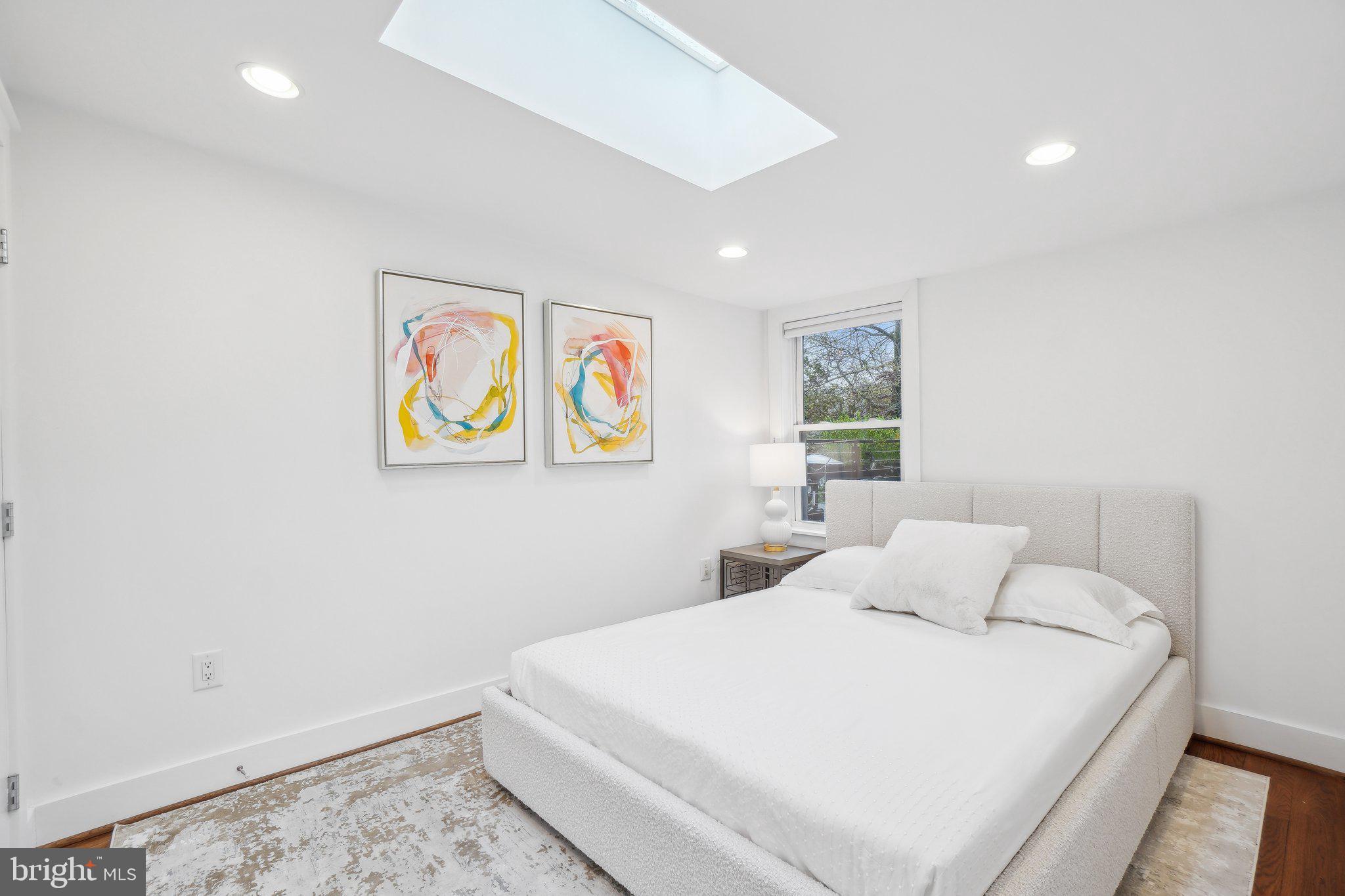 DUPONT CIRCLE - Residential