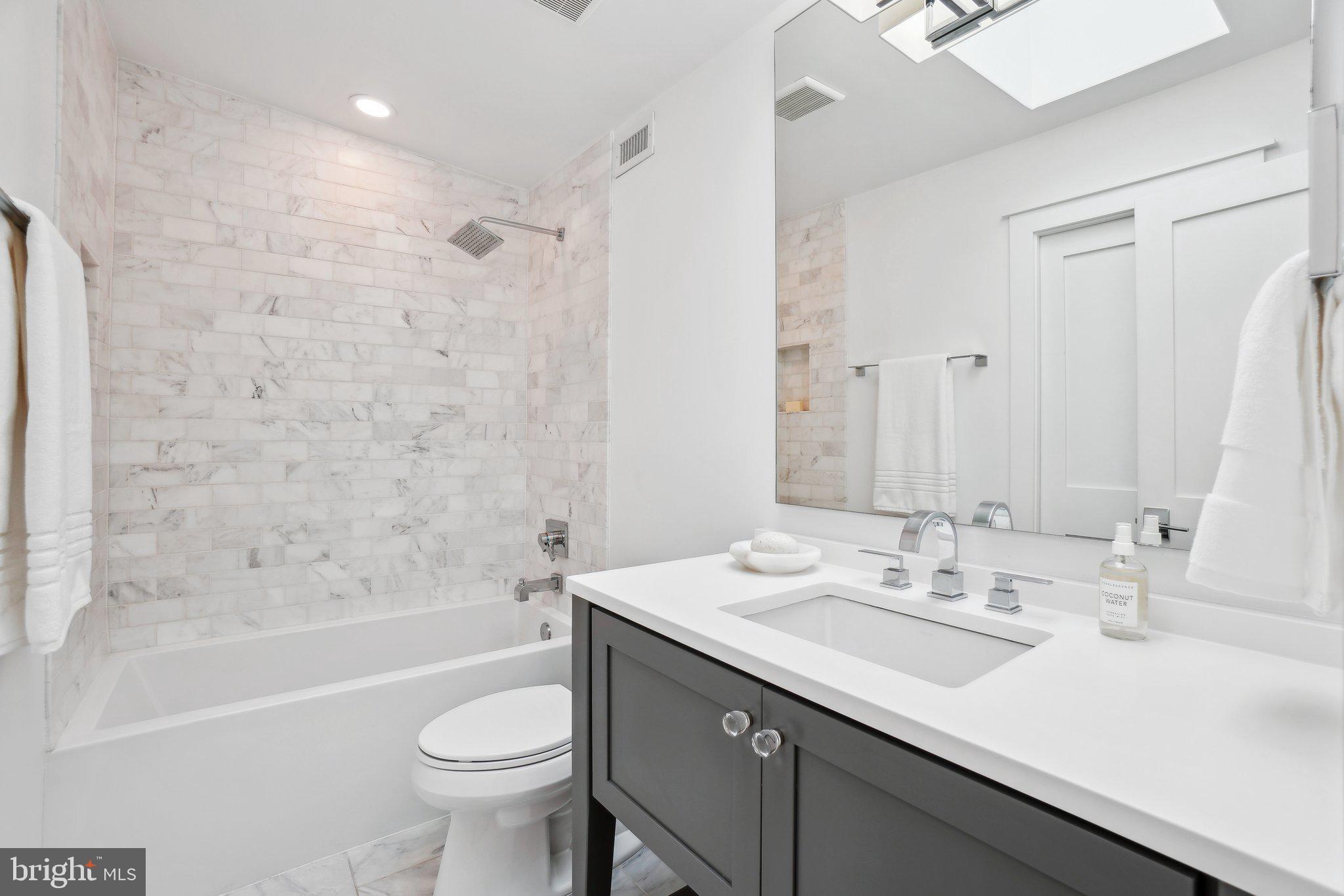 DUPONT CIRCLE - Residential