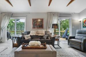 106 CABIN COURT