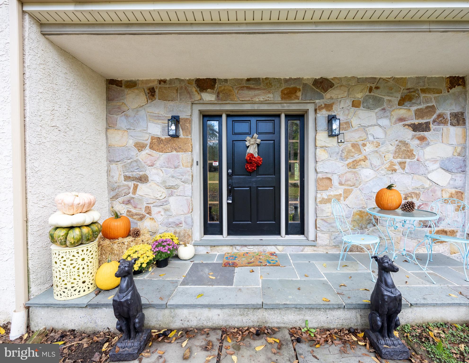 61 HOWSON LANE