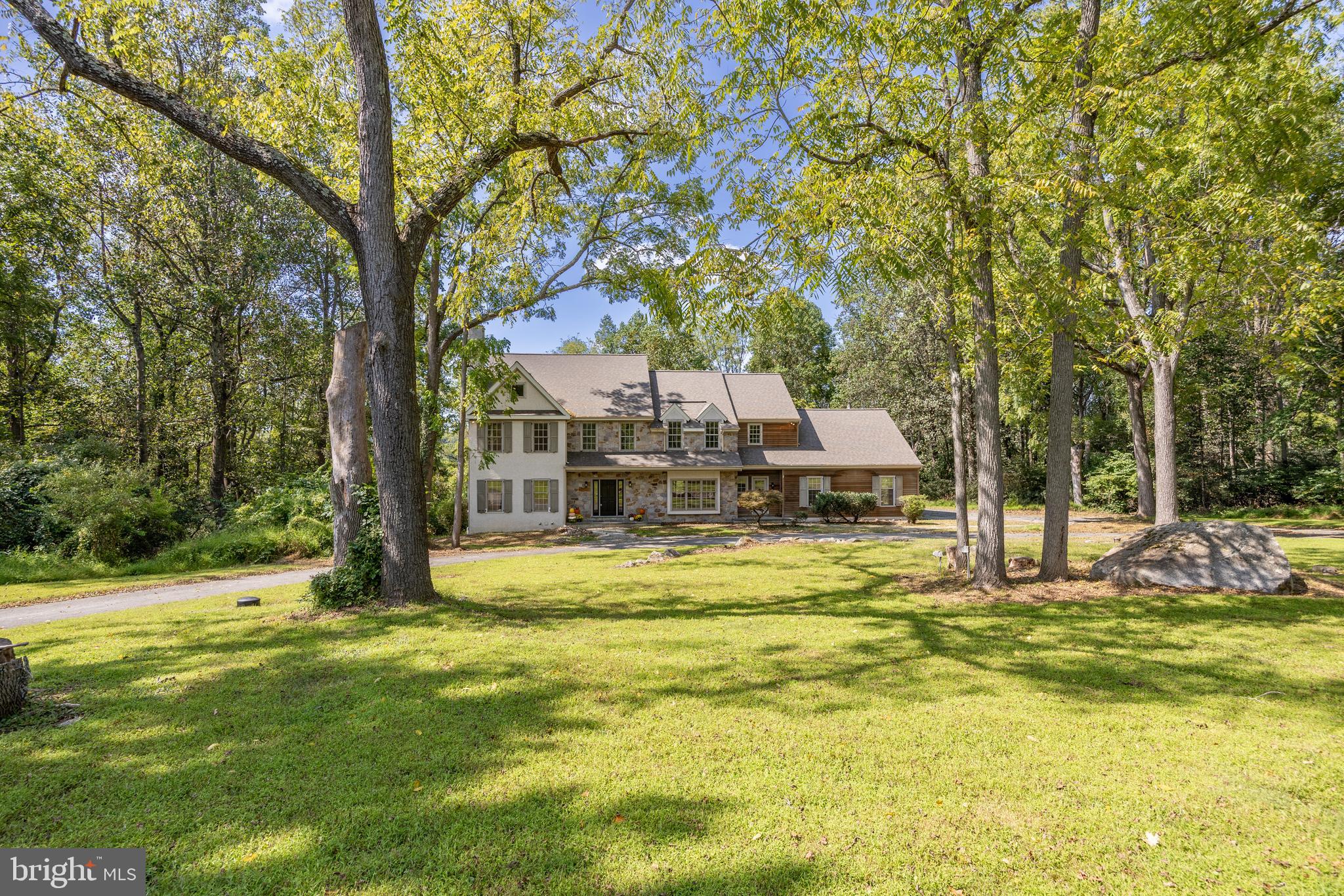 61 HOWSON LANE