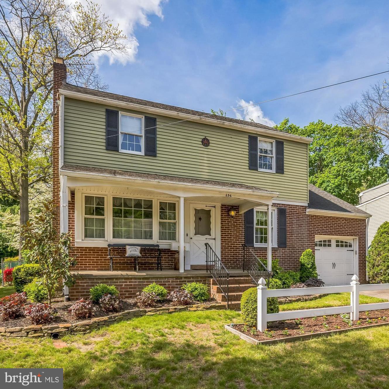 256 CRYSTAL TERRACE