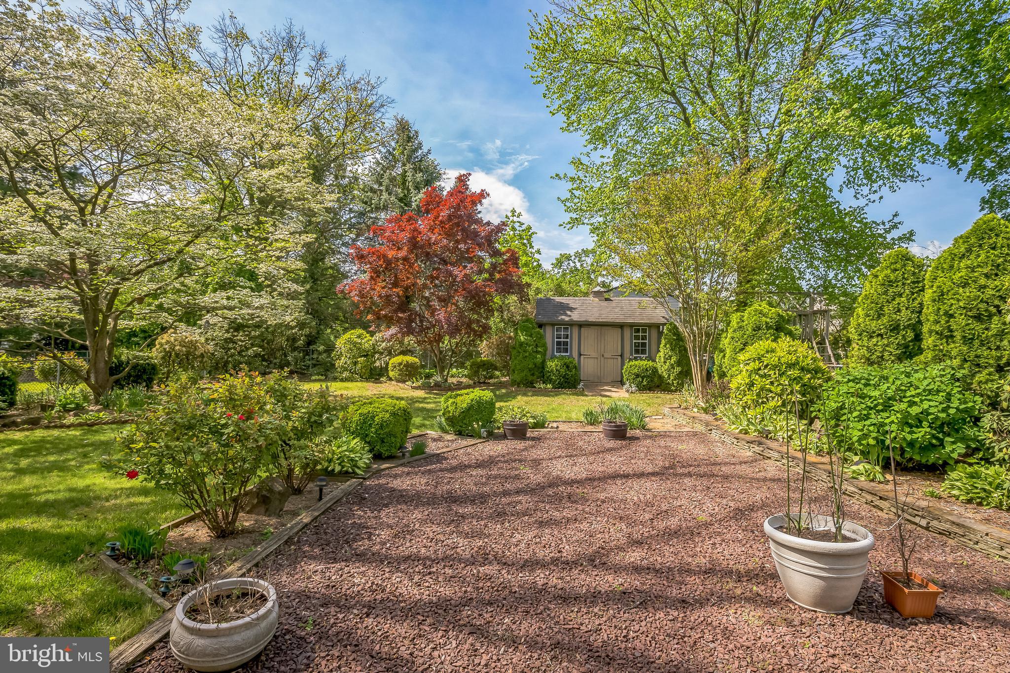 256 CRYSTAL TERRACE
