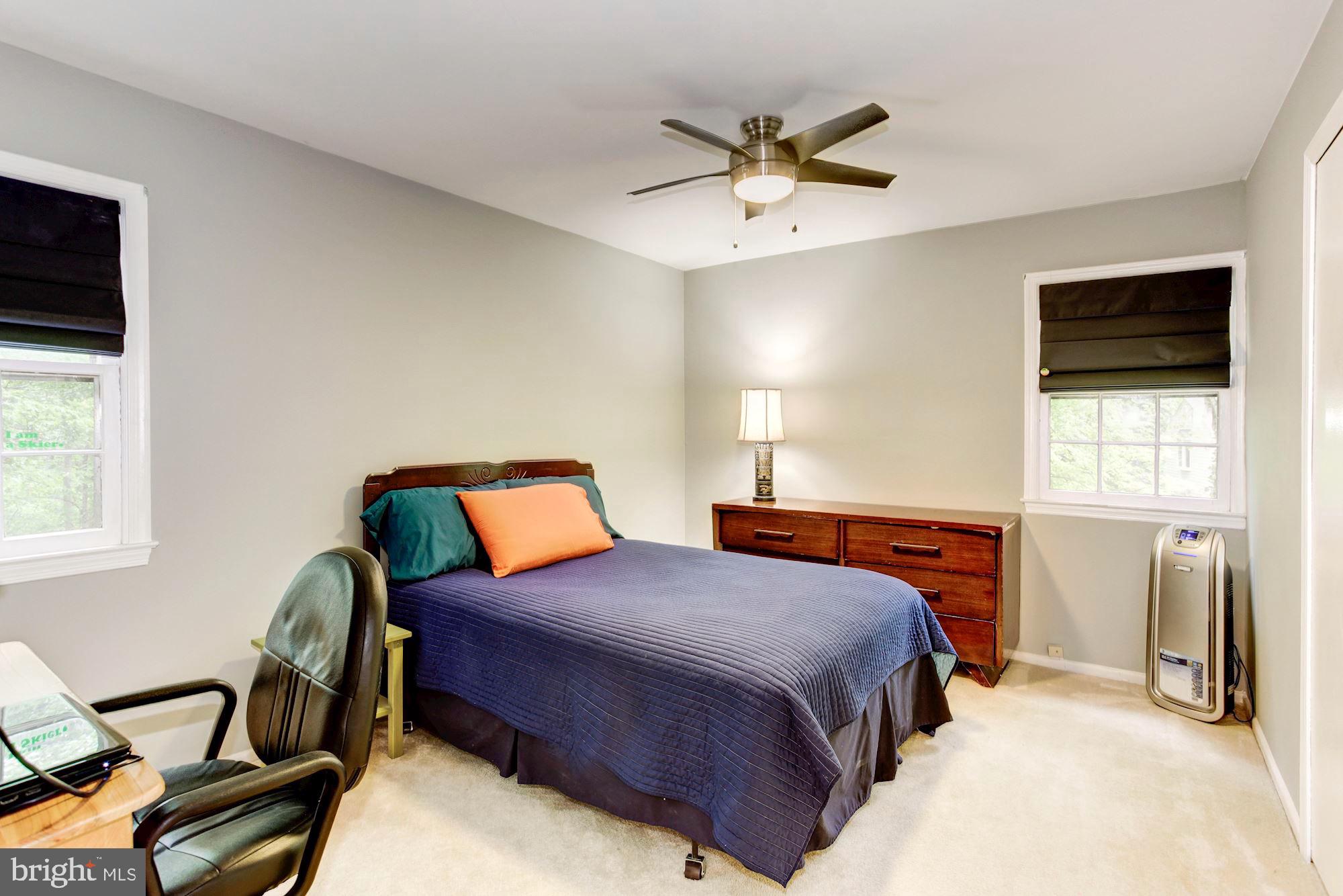 NEWINGTON STATION - Residential