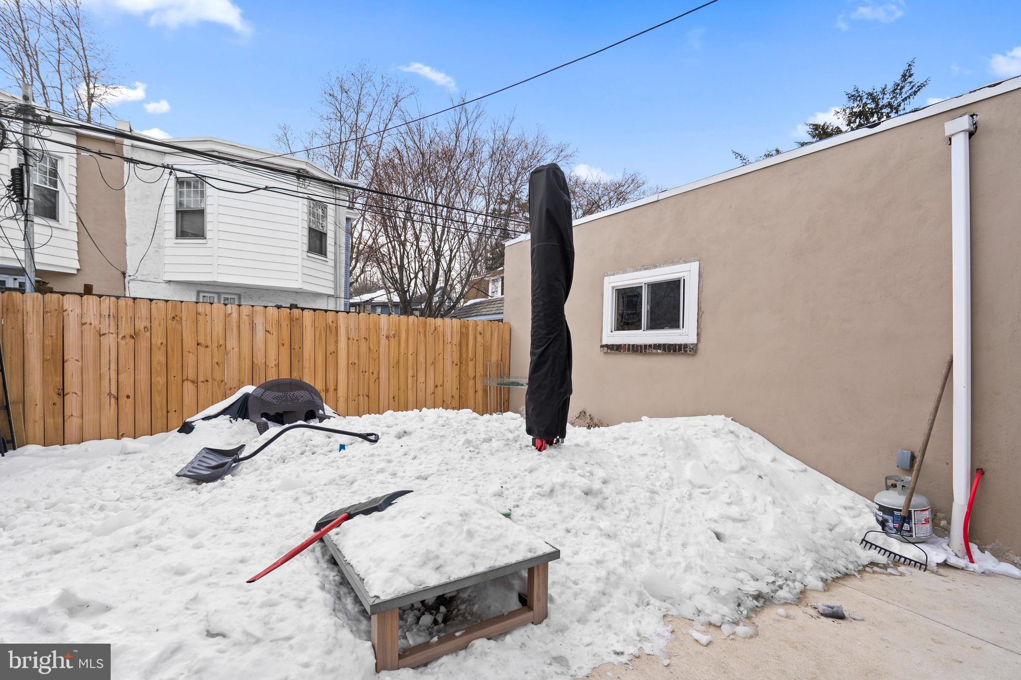 NORTHWOOD - Residential