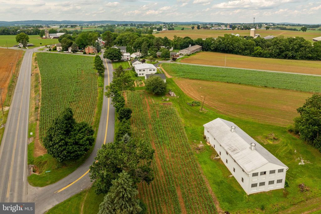 Photo of 176 Middle Creek Road, LITITZ, PA 17543 (MLS # PALA2077342)