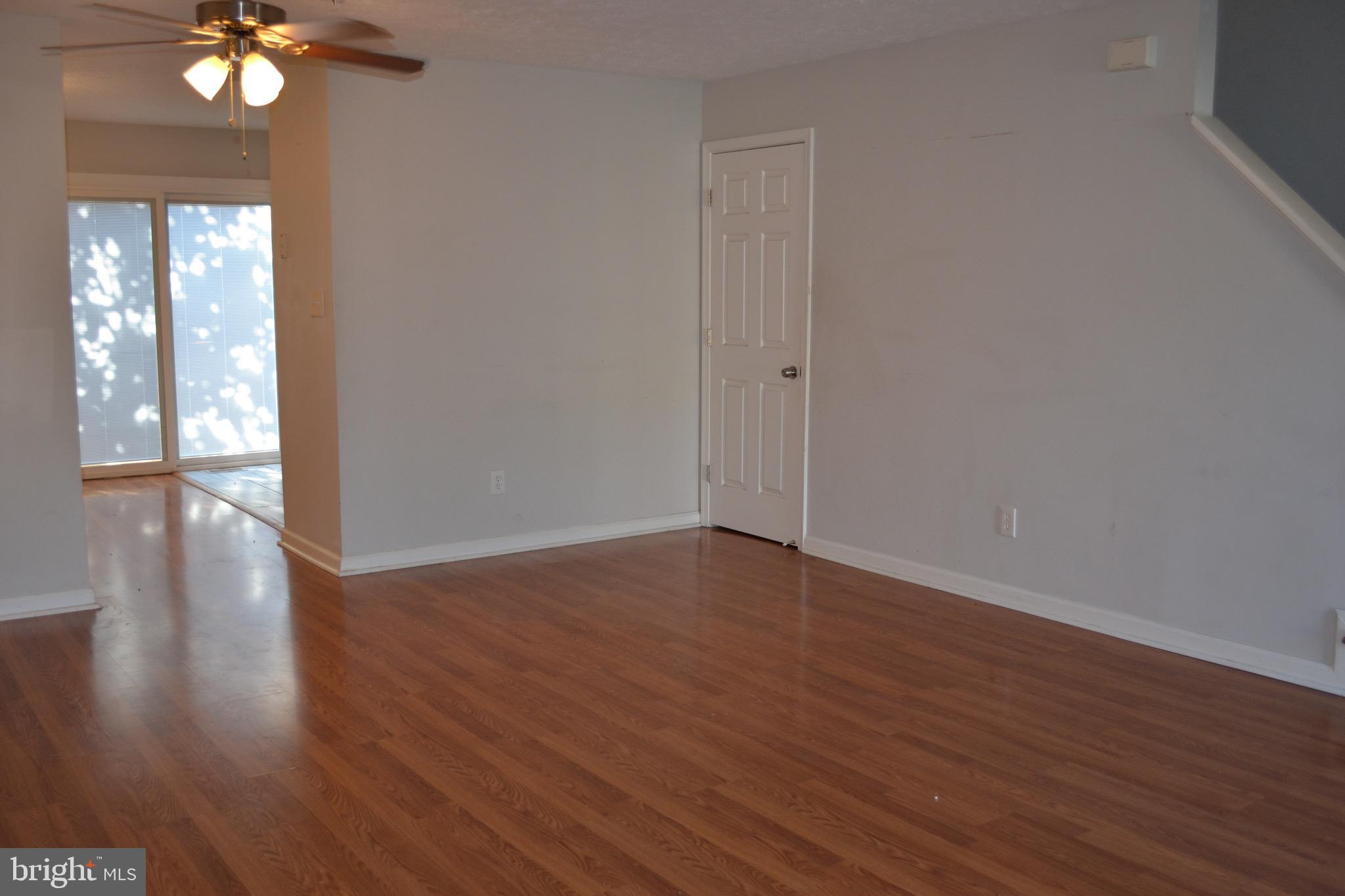 CONSTANT FRIENDSHIP - Residential Lease