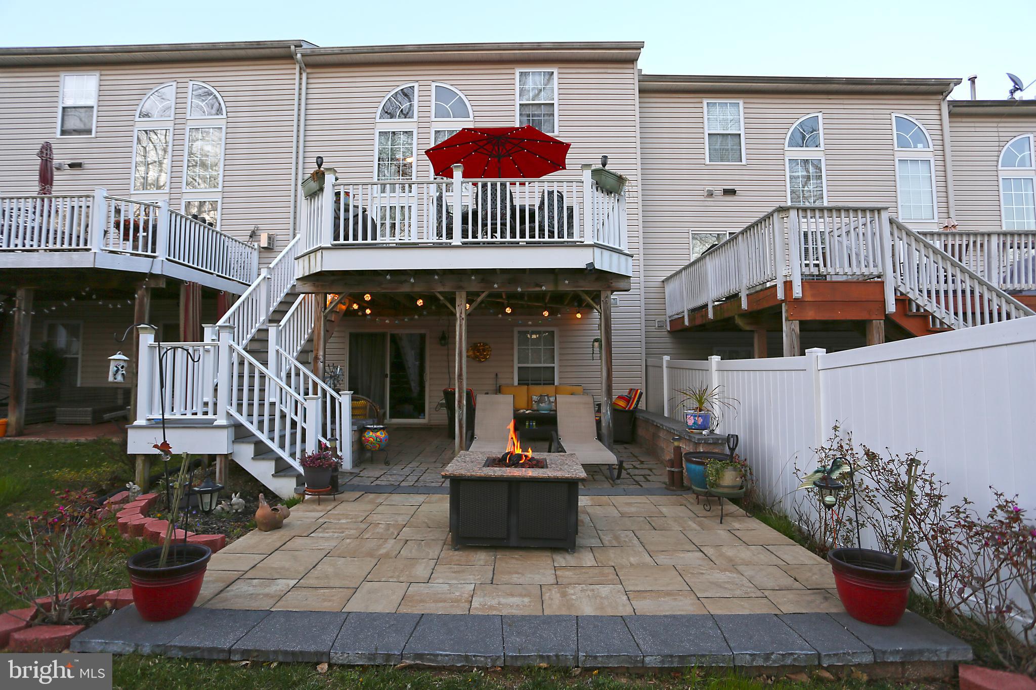 HOLLYWOODS POINT - Residential