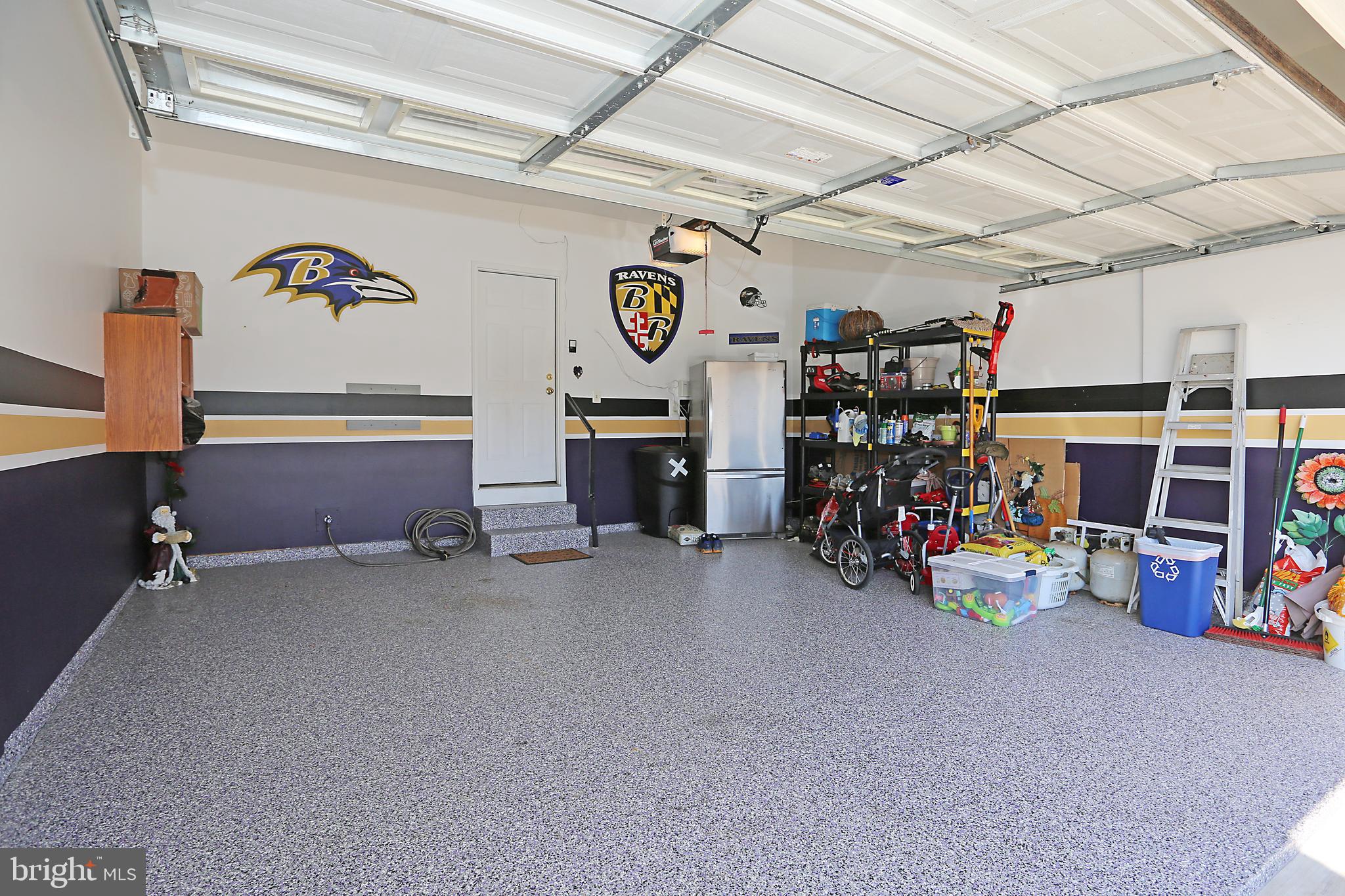 HOLLYWOODS POINT - Residential