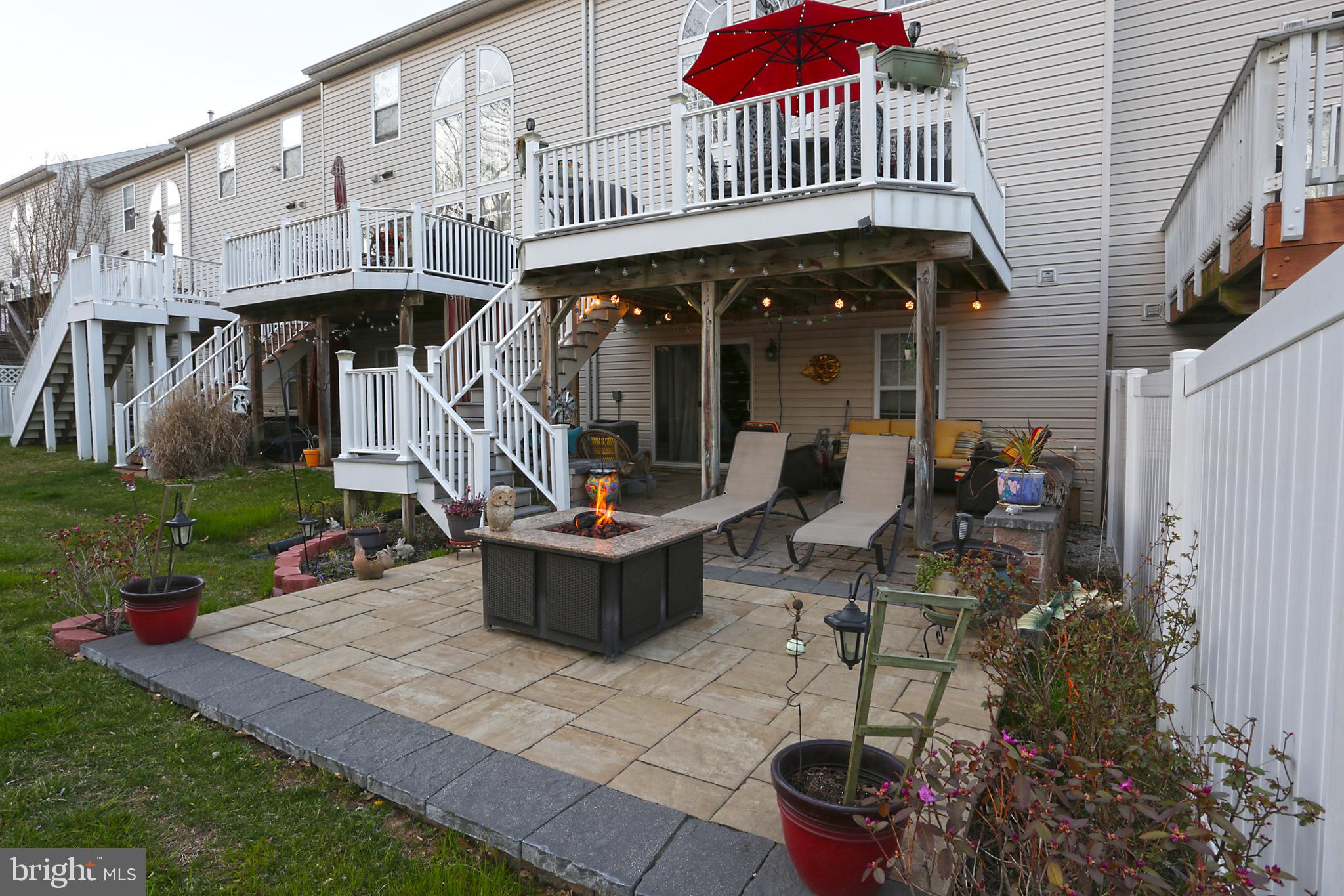 HOLLYWOODS POINT - Residential