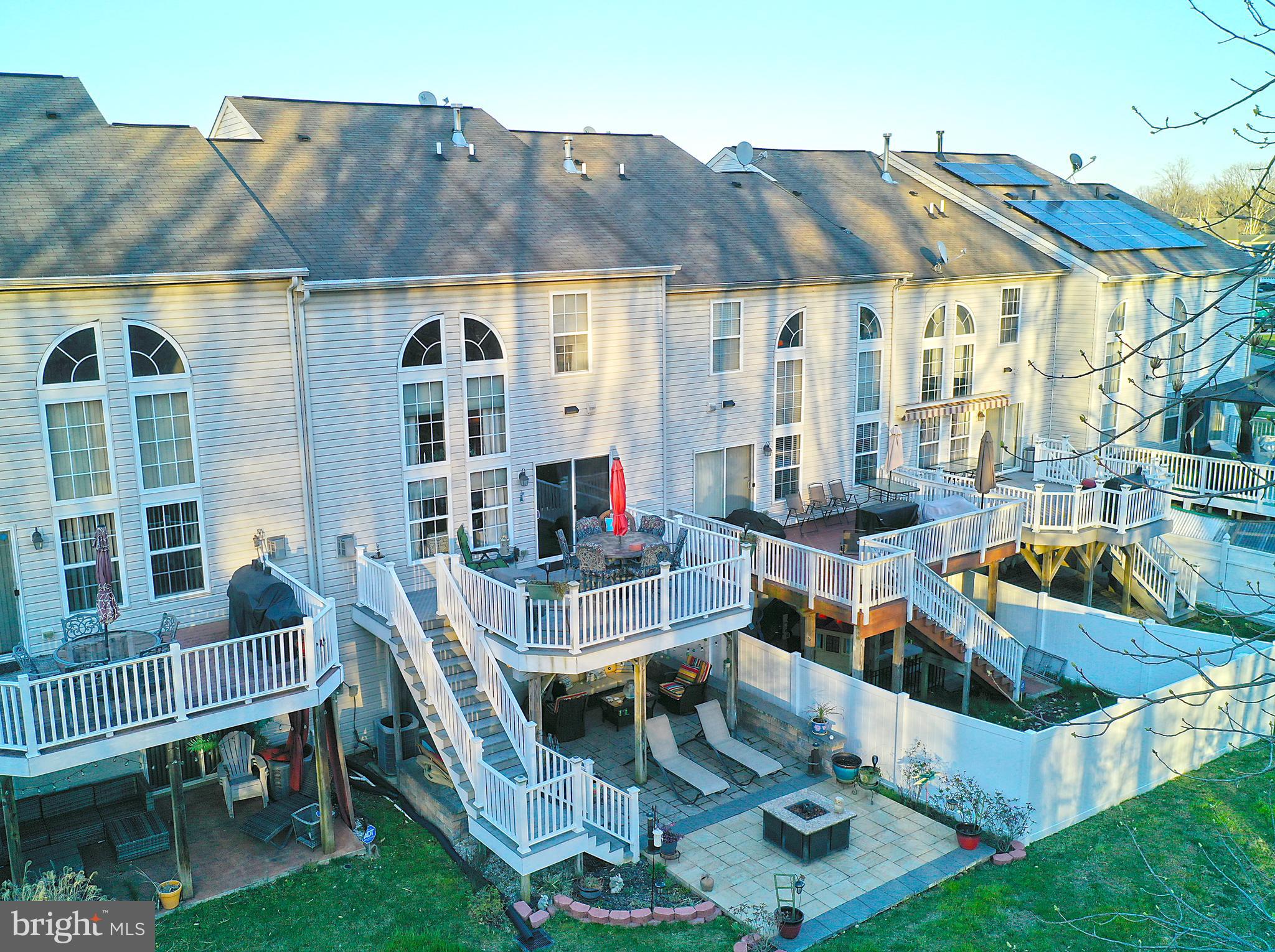 HOLLYWOODS POINT - Residential