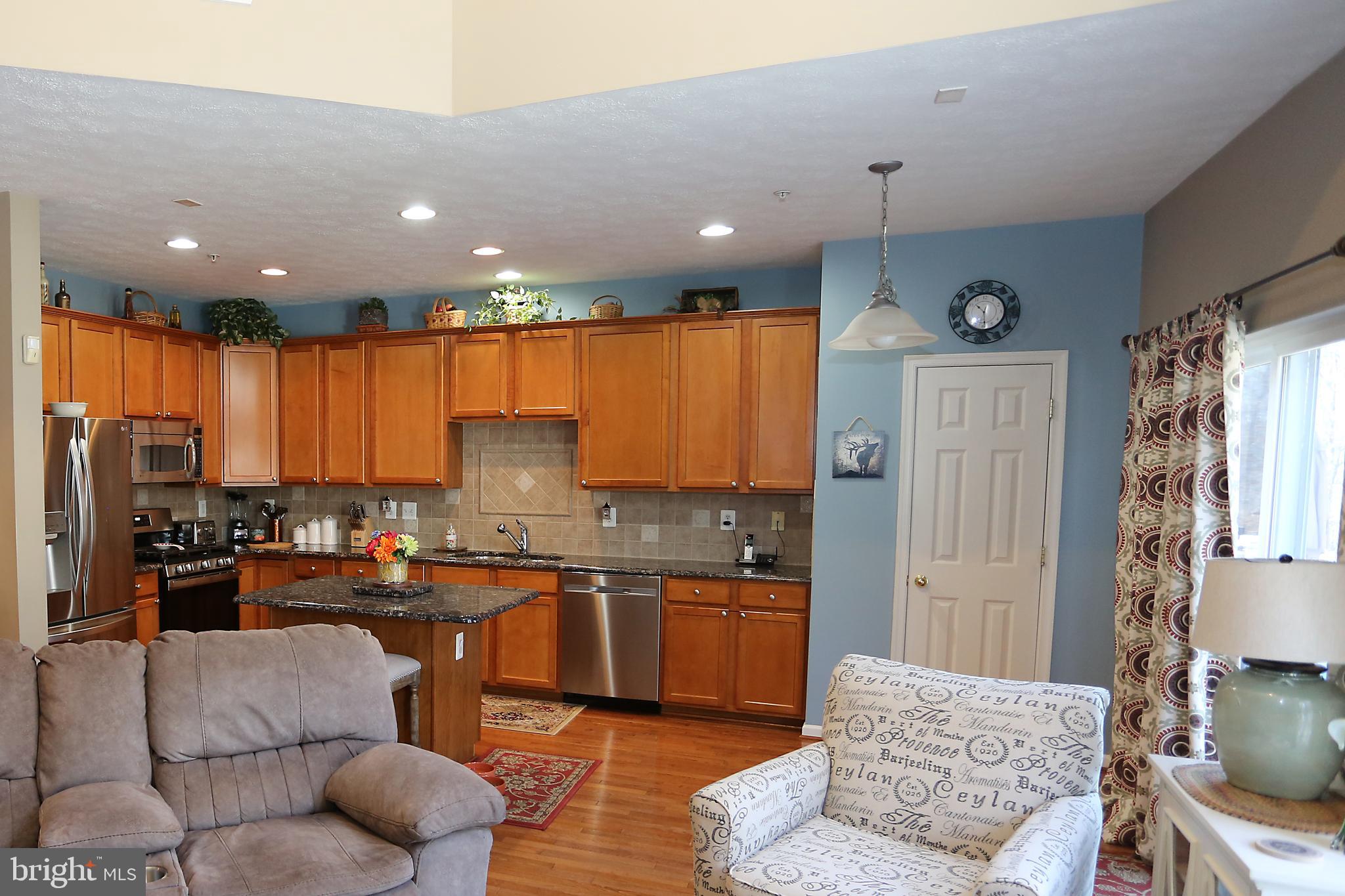 HOLLYWOODS POINT - Residential